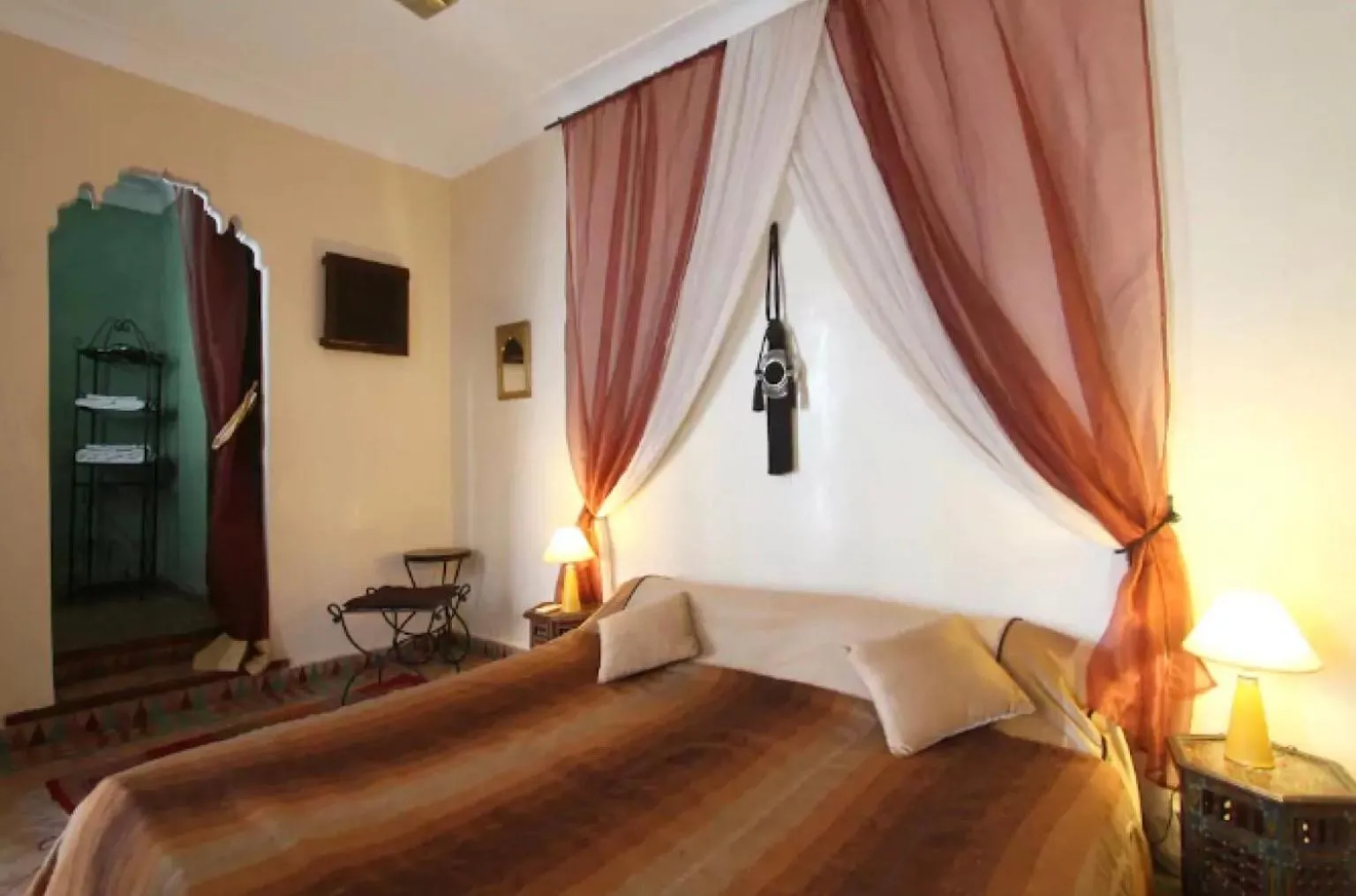Bed in Riad Al Warda