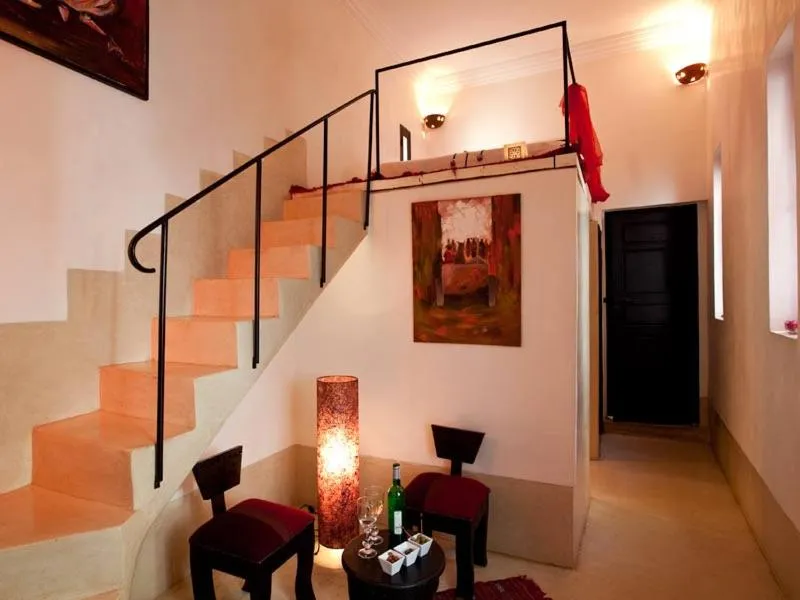 Riad Davia