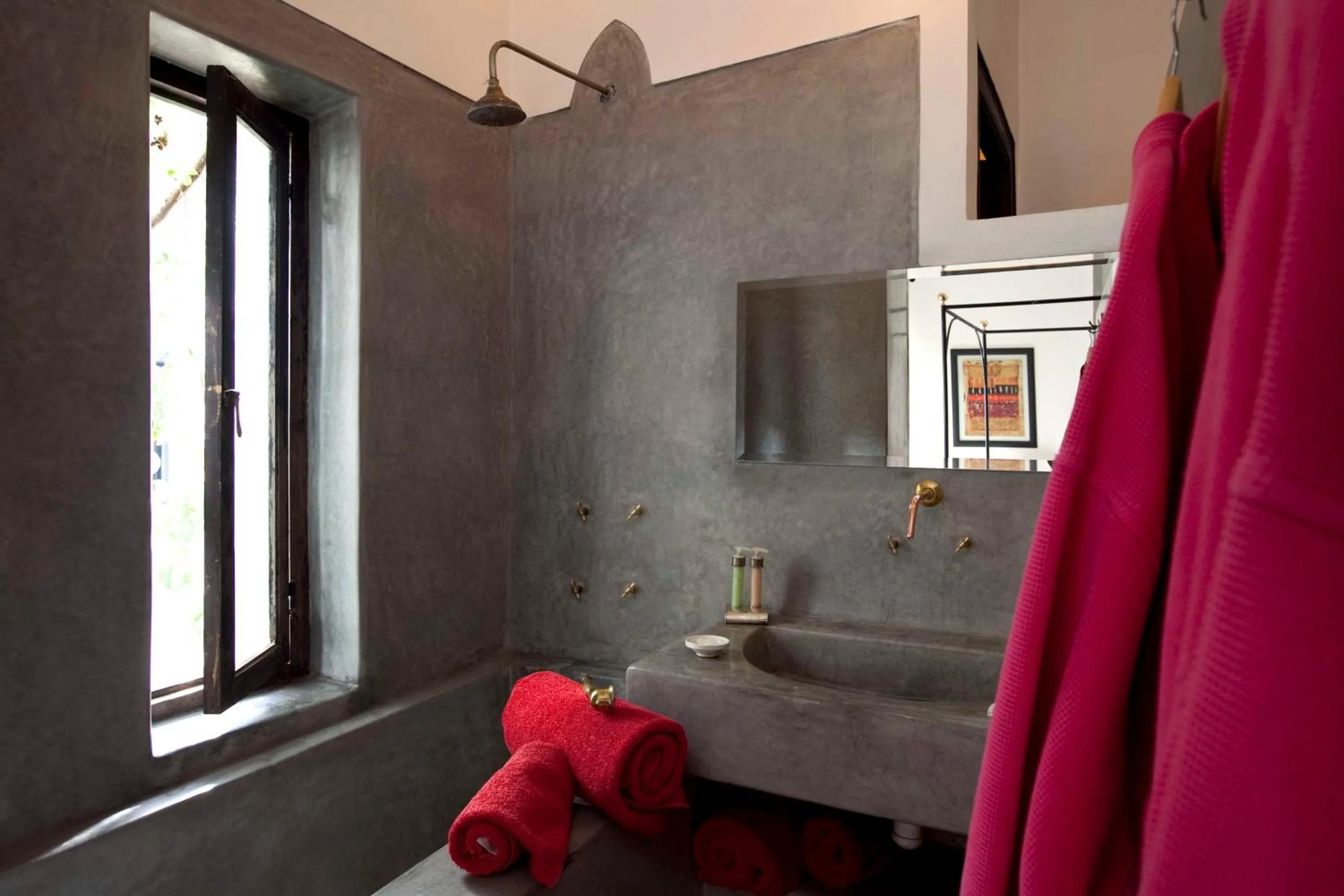 Bathroom in Riad Davia