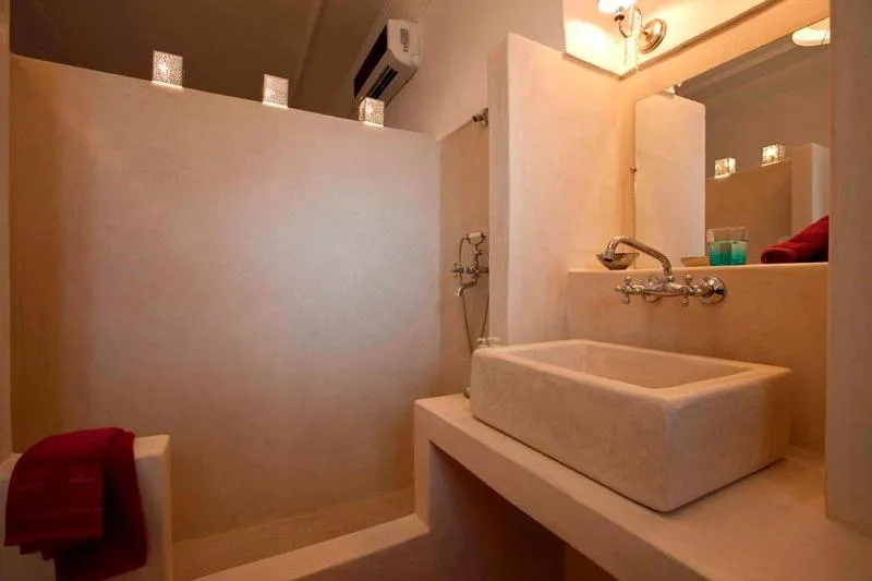 Bathroom in Riad Davia