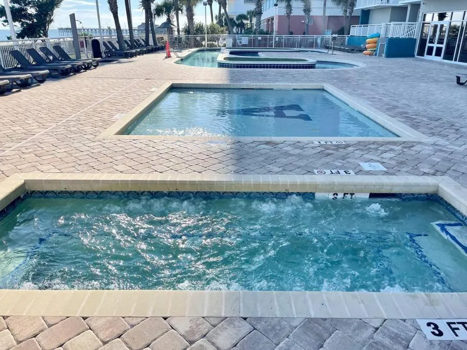 Swimming pool in GolfView Villa/Center of MB/BEST View/End Unit