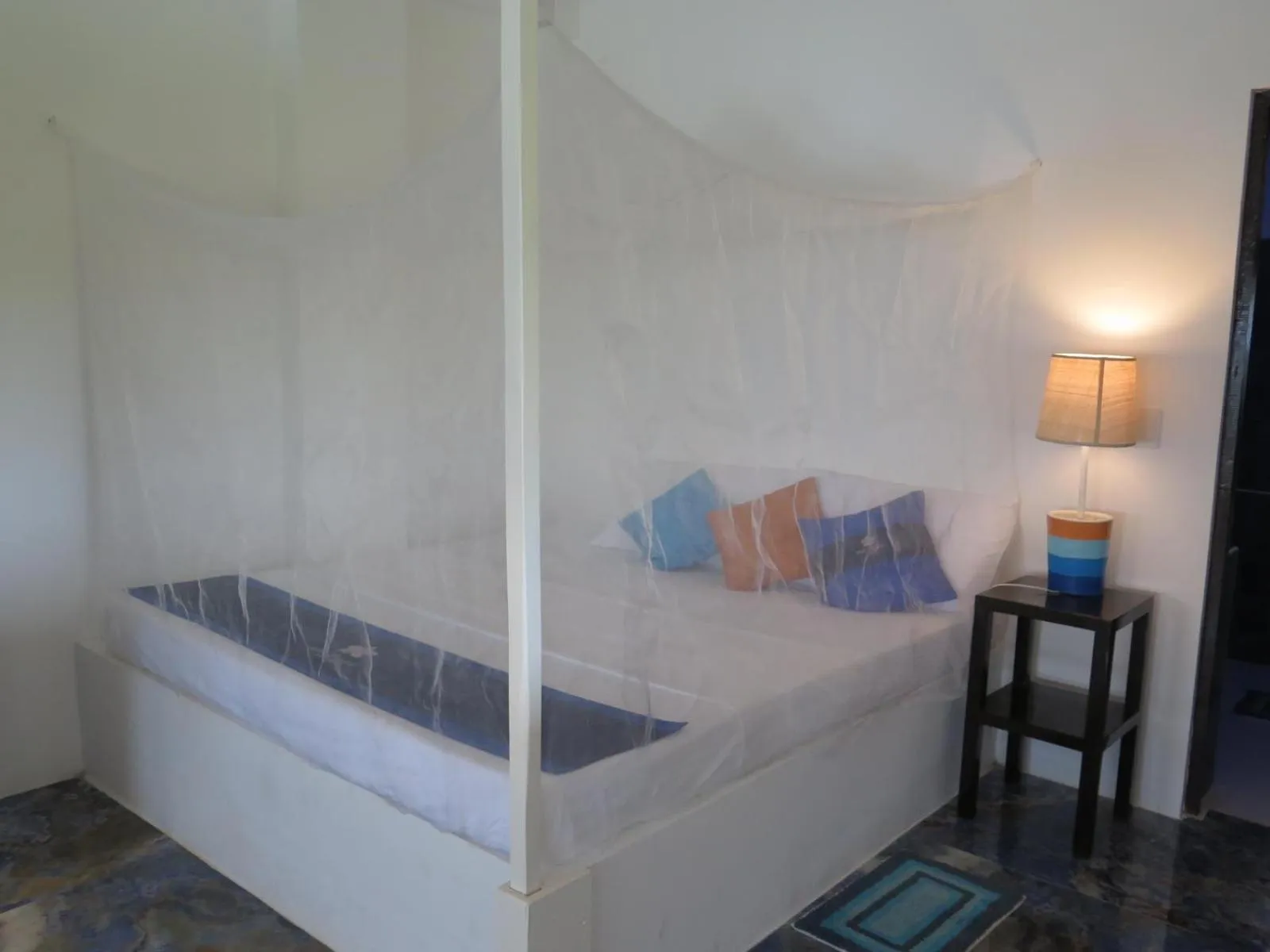 Bed in The Wild Orchid Resort - Moalboal