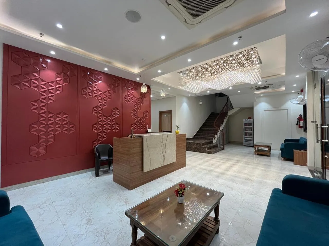 Living room in Hotel Satsang Grand