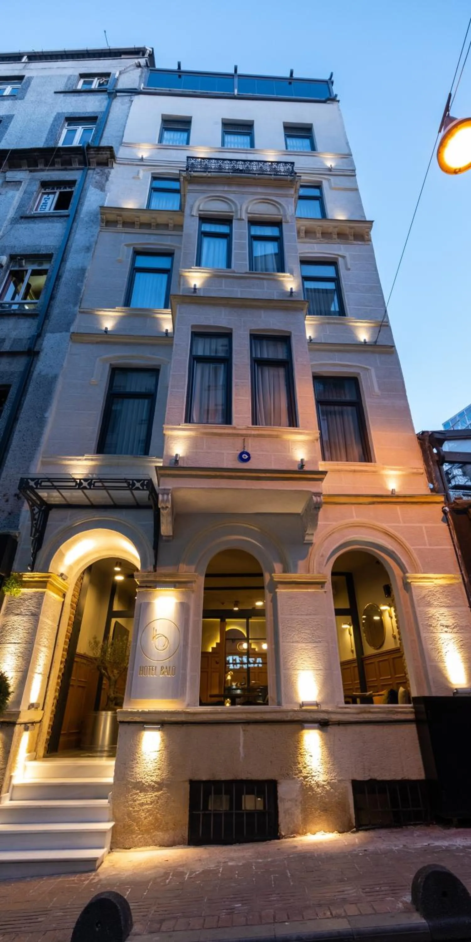 Property building in Hotel Balo