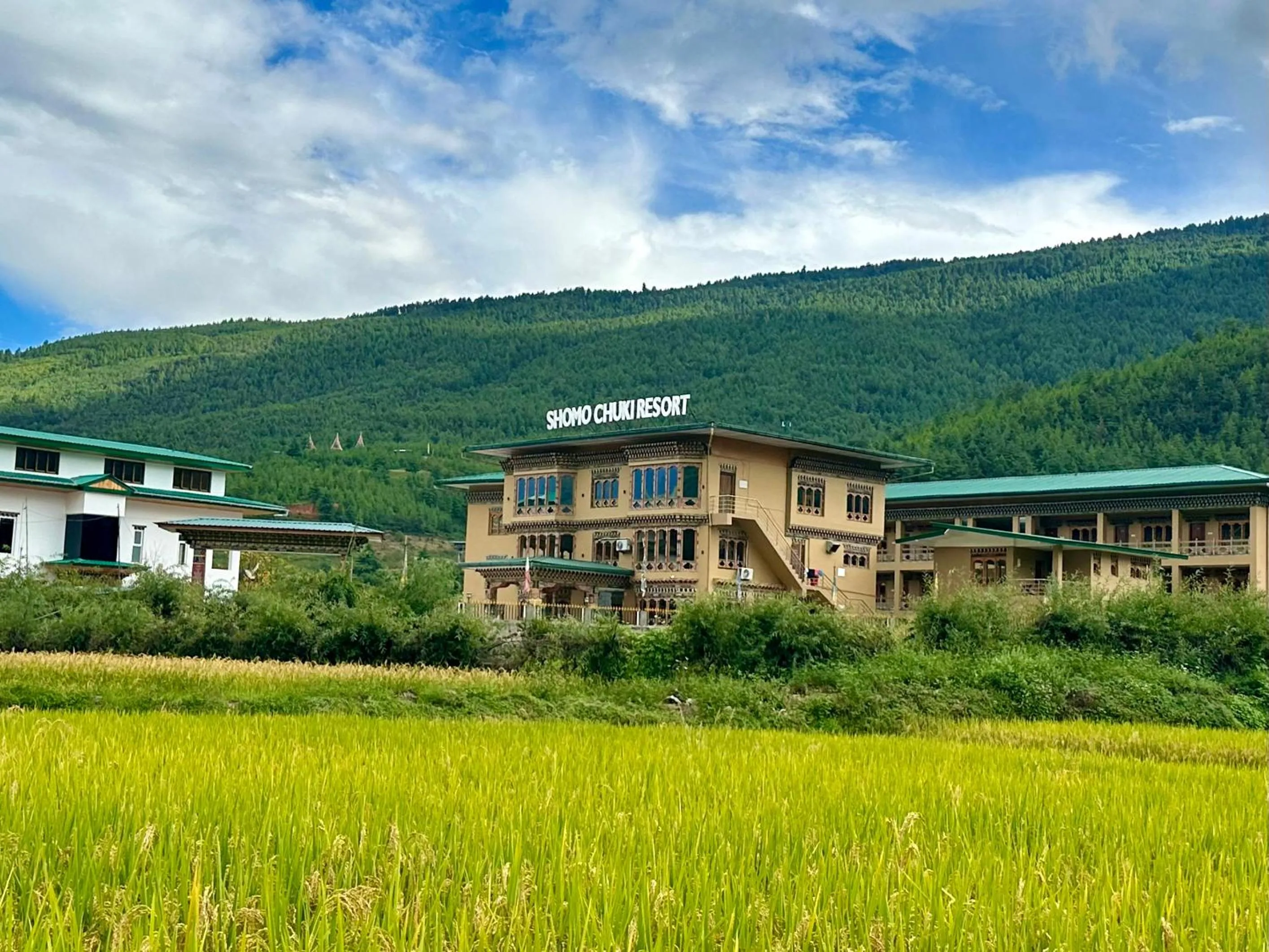 Property building in Shomo Chuki Resort