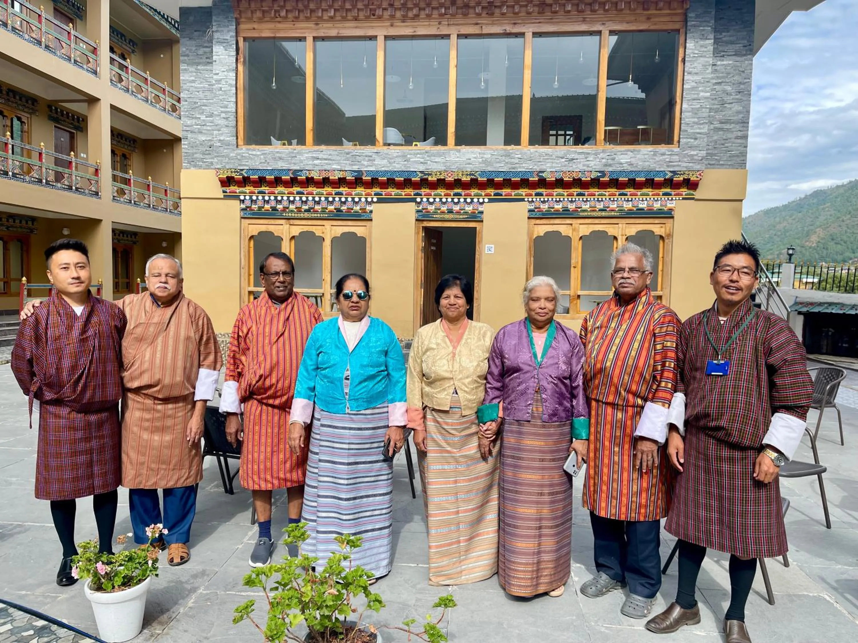group of guests in Shomo Chuki Resort