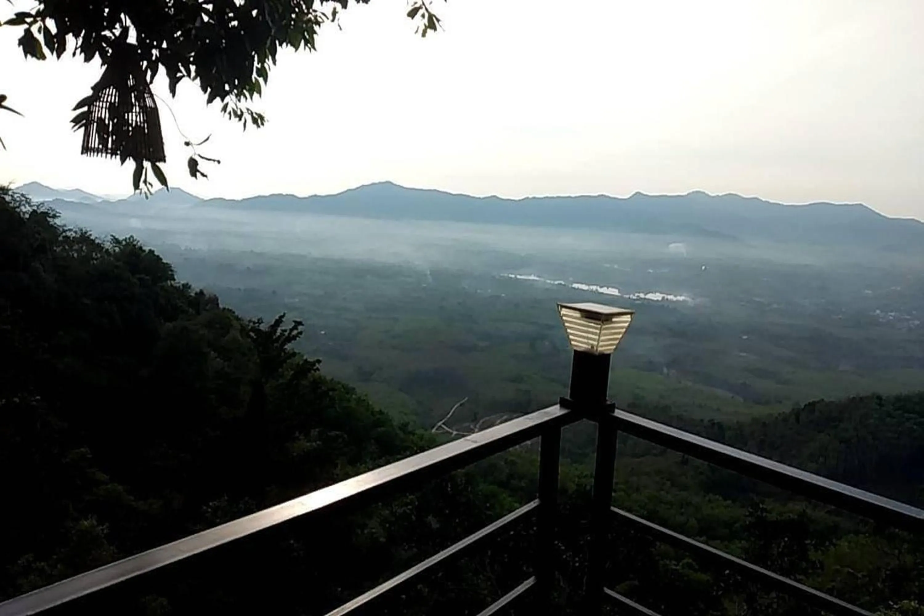 Mountain view in Kuan Khan Lao The Nine Bistro ควนคานหลาว เดอะไนท์ บิสโทร