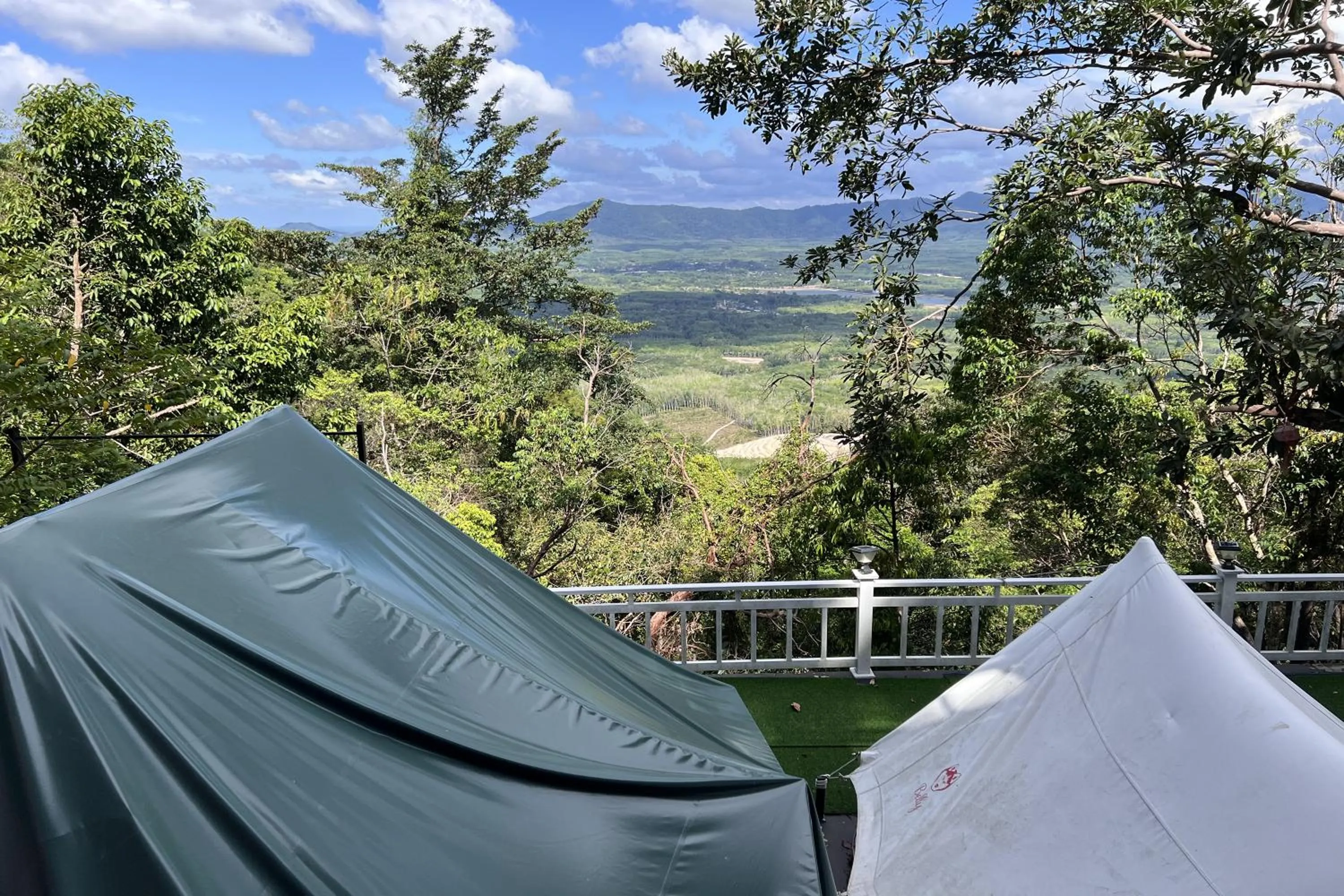 Mountain view in Kuan Khan Lao The Nine Bistro ควนคานหลาว เดอะไนท์ บิสโทร