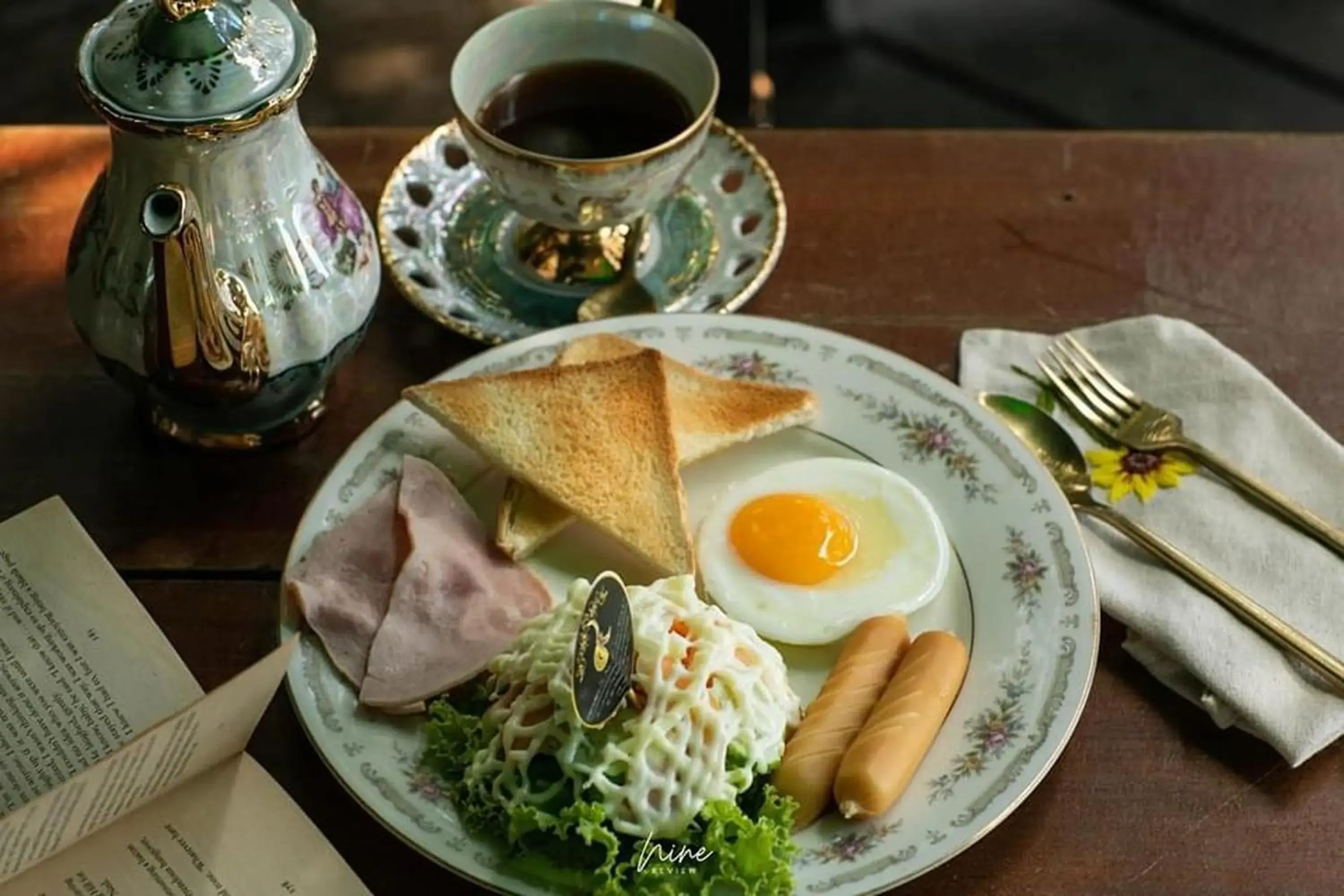 Continental breakfast in Kuan Khan Lao The Nine Bistro ควนคานหลาว เดอะไนท์ บิสโทร Continental breakfast in Kuan Khan Lao The Nine Bistro ควนคานหลาว เดอะไนท์ บิสโทร