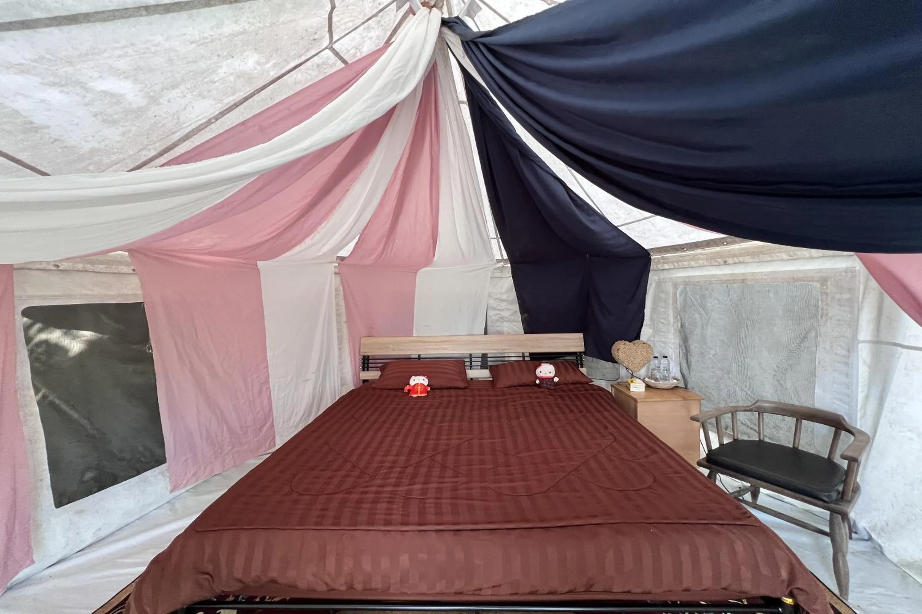 Photo of the whole room in Kuan Khan Lao The Nine Bistro ควนคานหลาว เดอะไนท์ บิสโทร