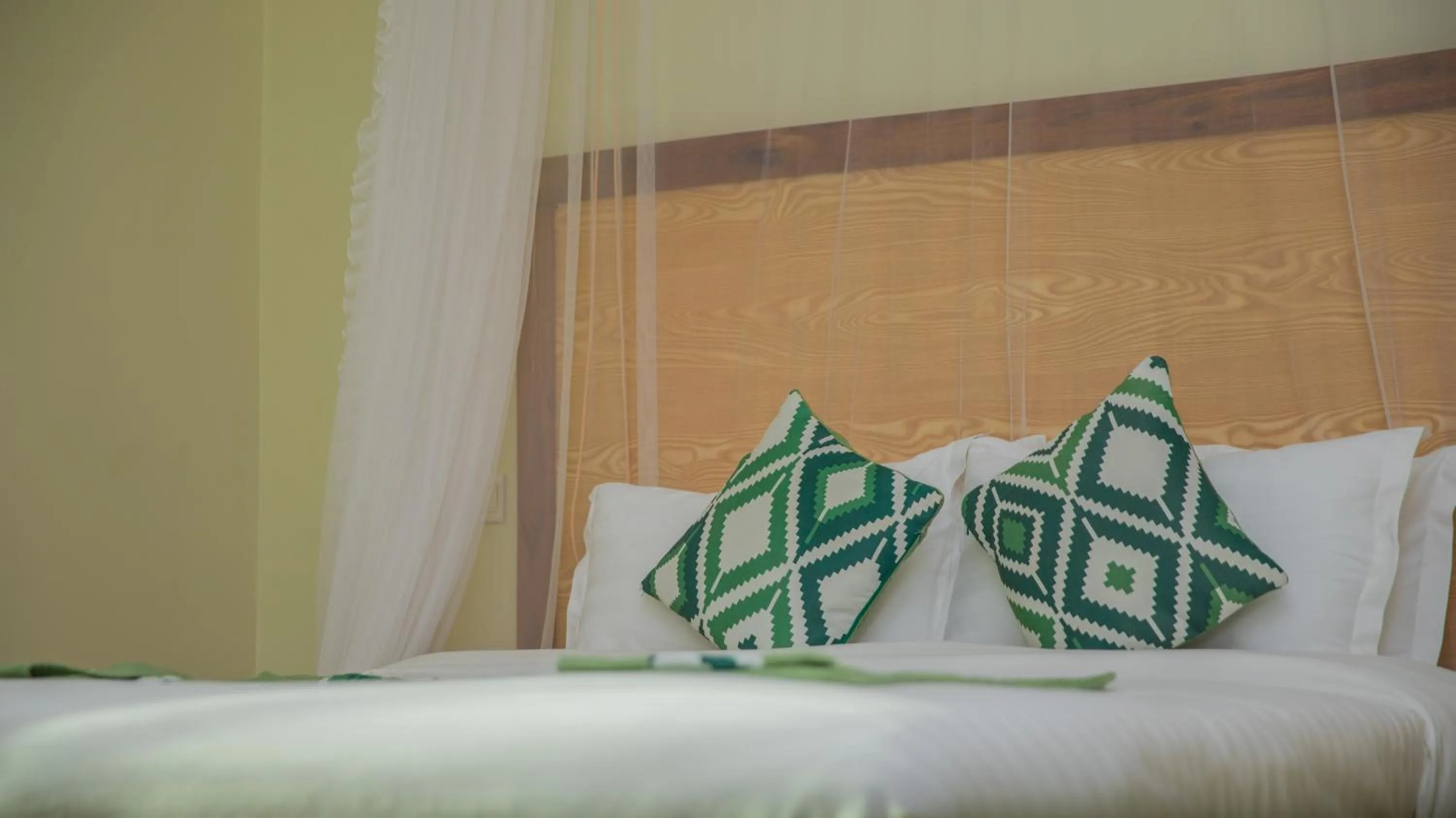 Ekhaya Crescent Hotel