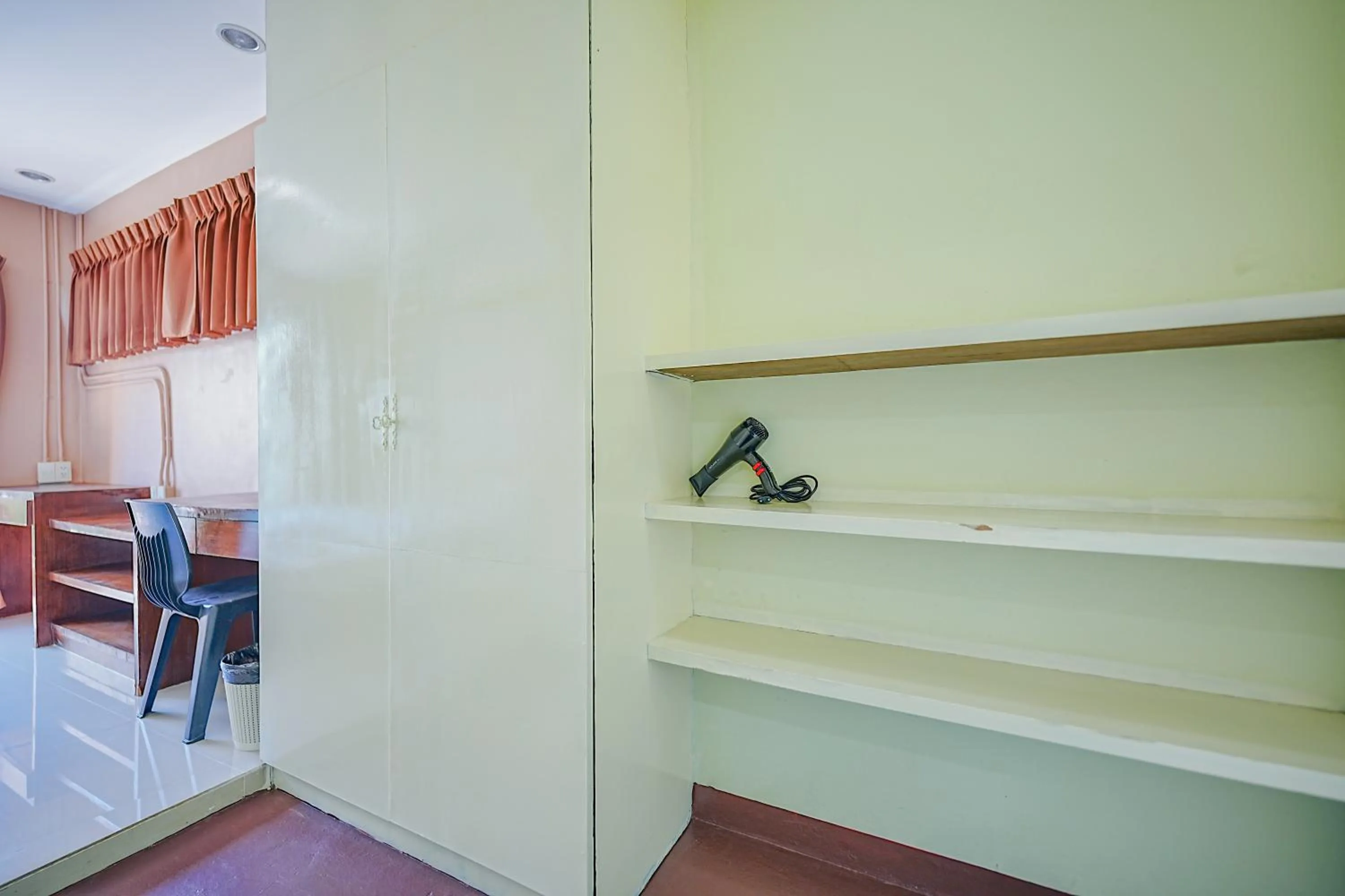 Kaysorn Residence and Guest House