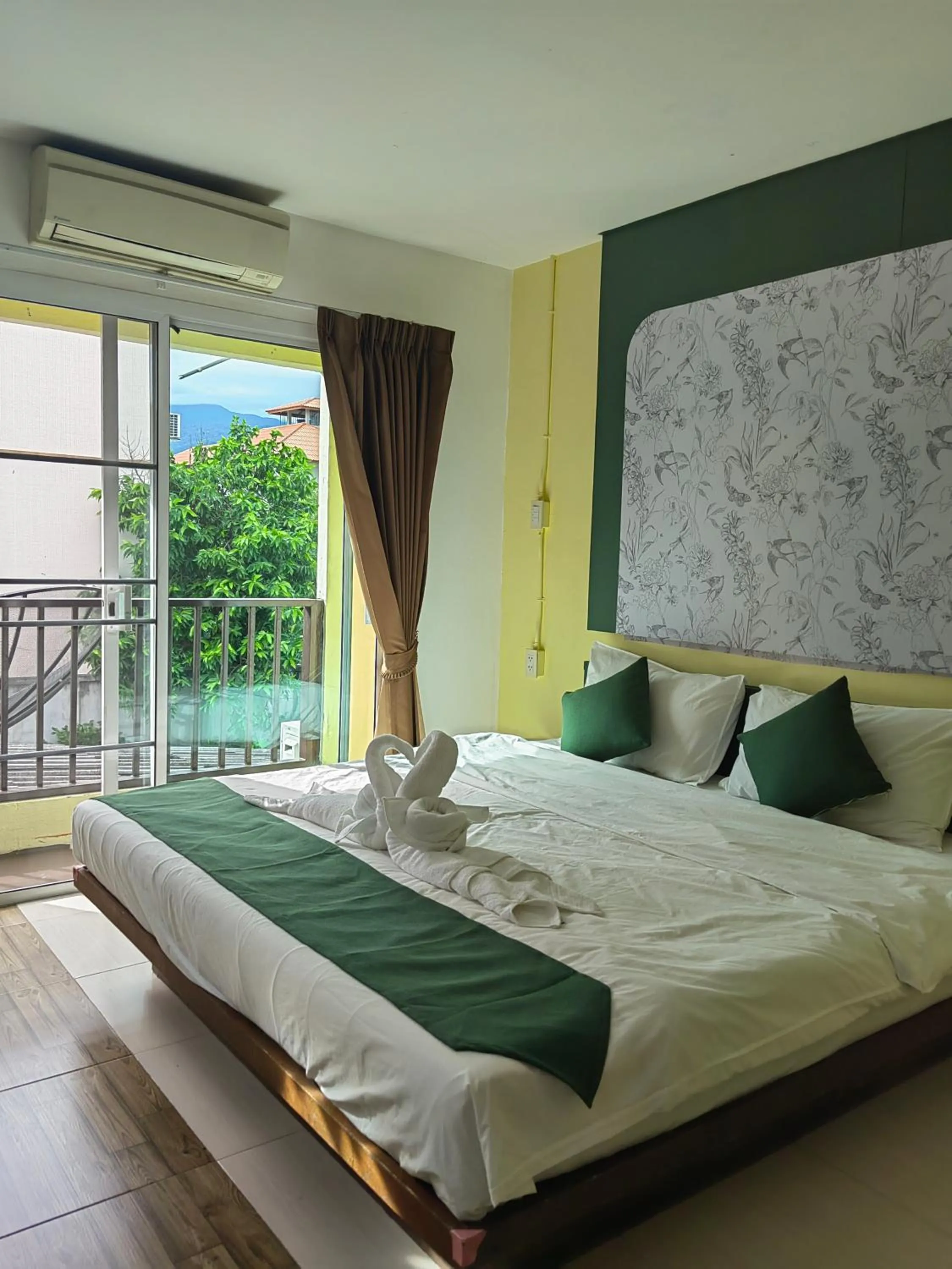 Bed in Kaysorn Residence and Guest House