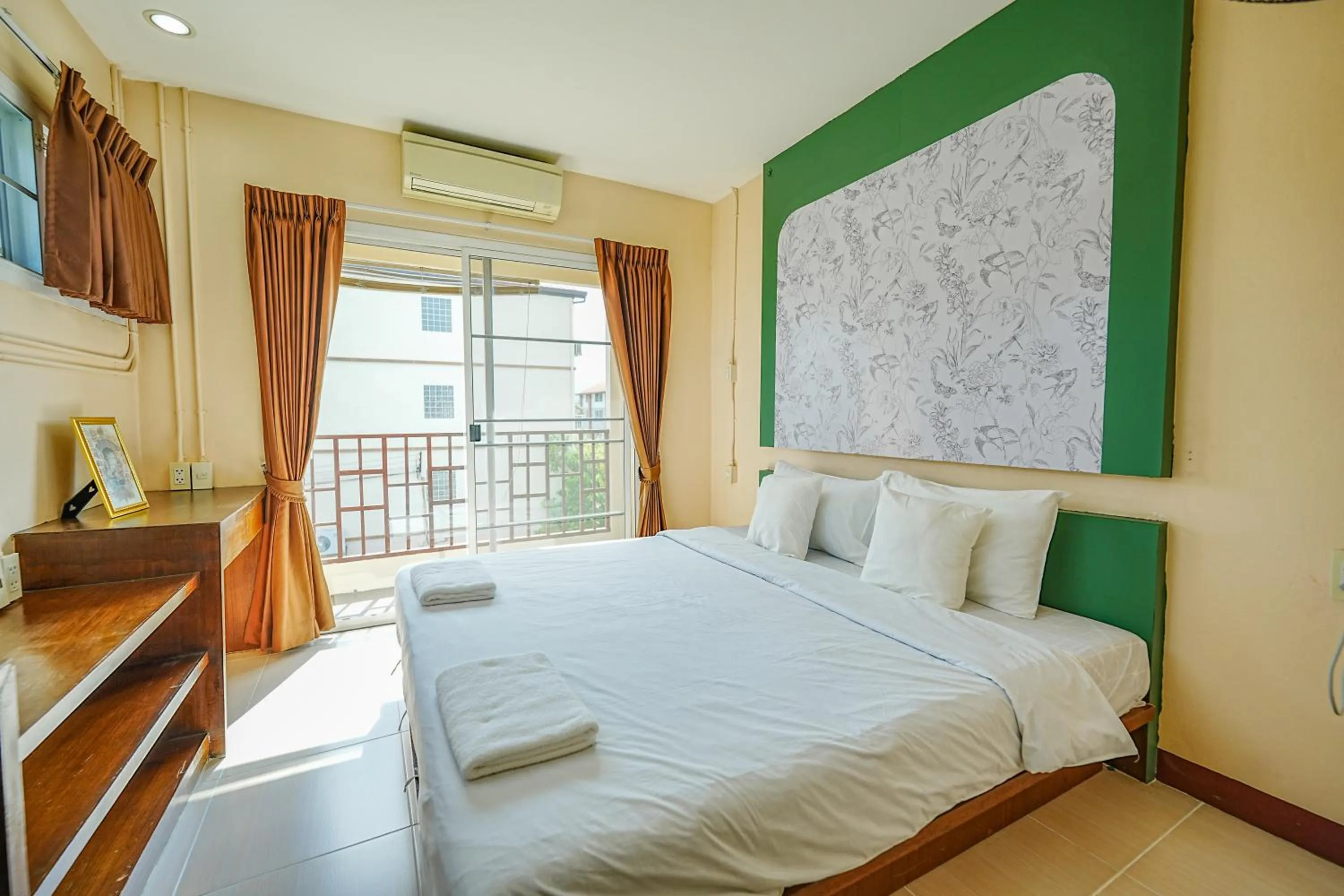 Bed in Kaysorn Residence and Guest House