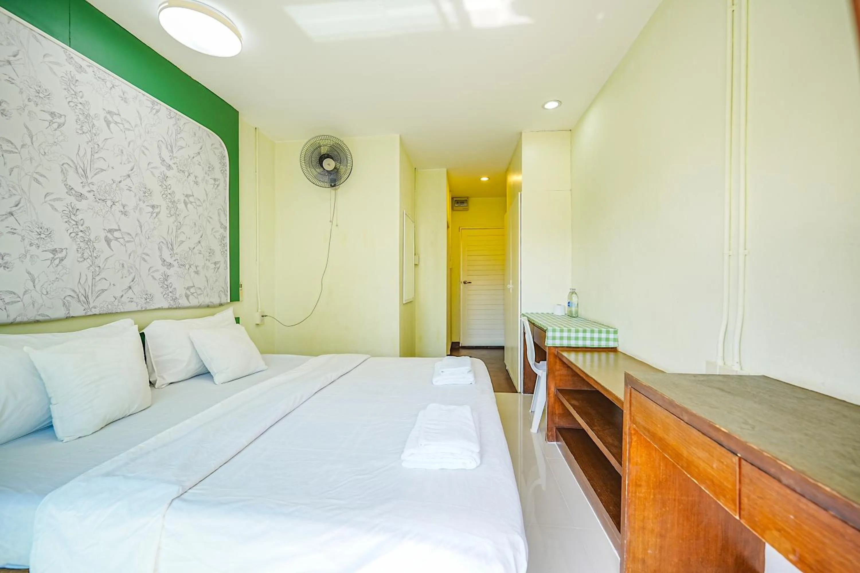 Bed in Kaysorn Residence and Guest House