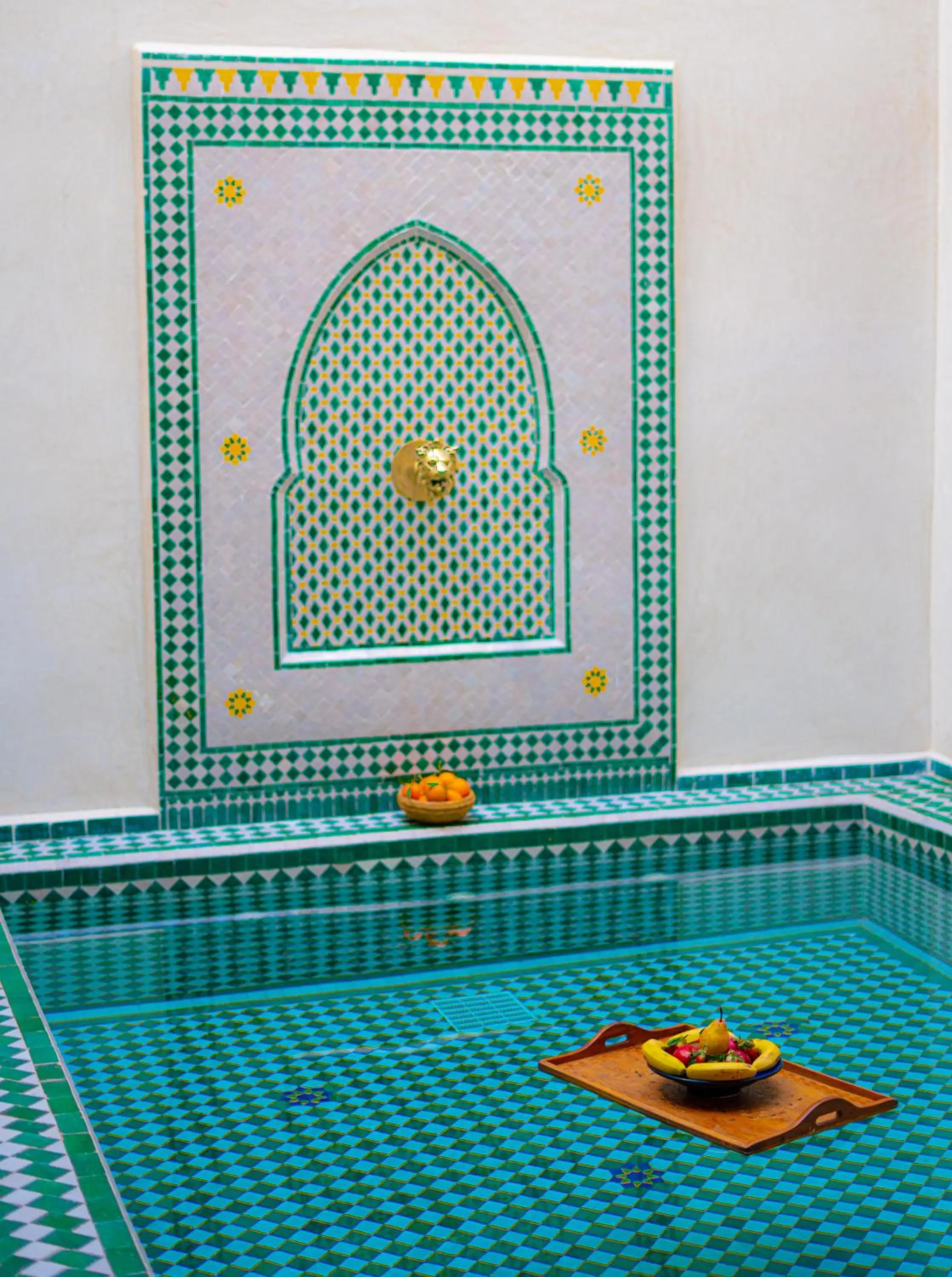 Swimming pool in Riad Louaya
