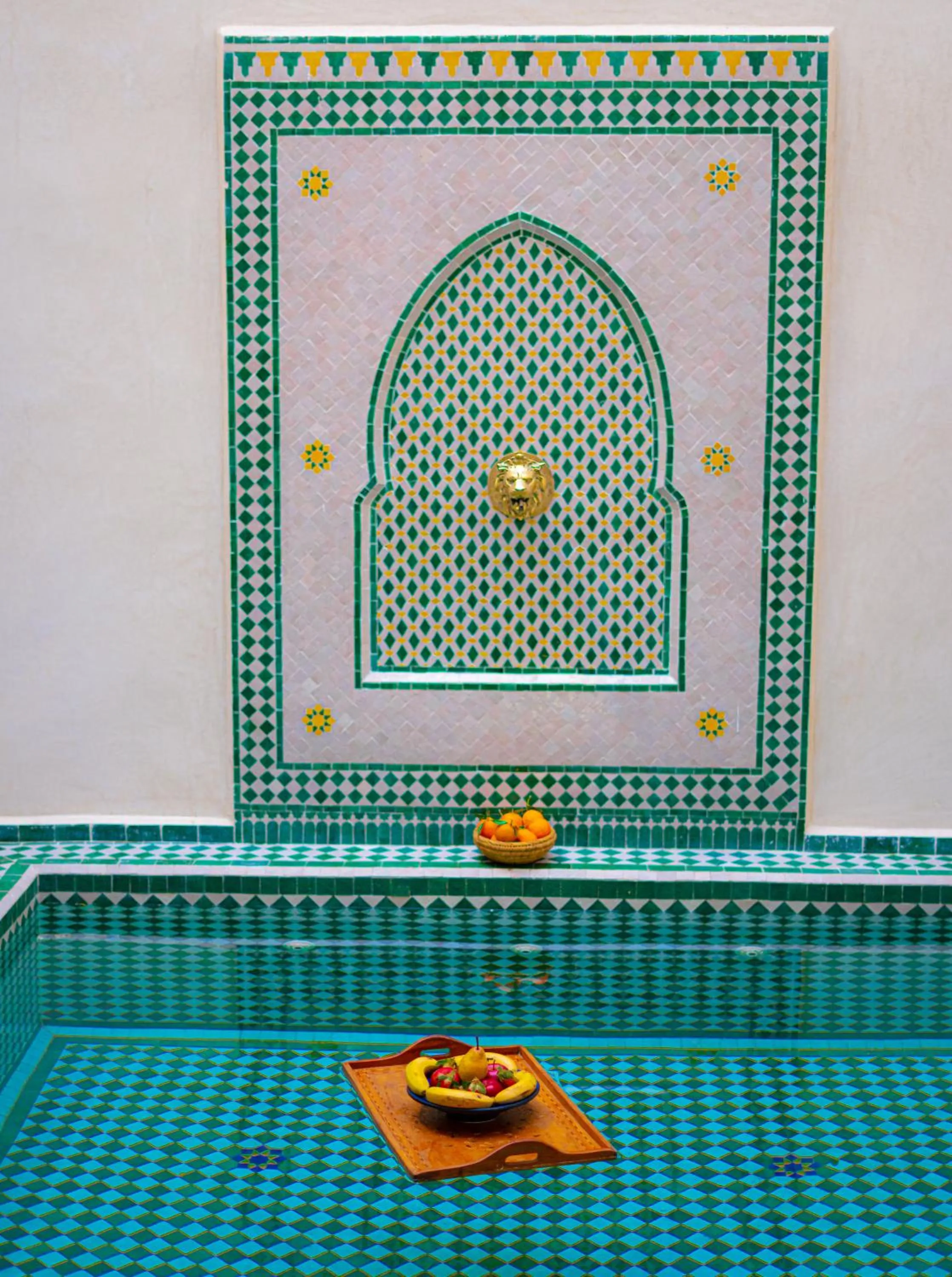 Swimming pool in Riad Louaya
