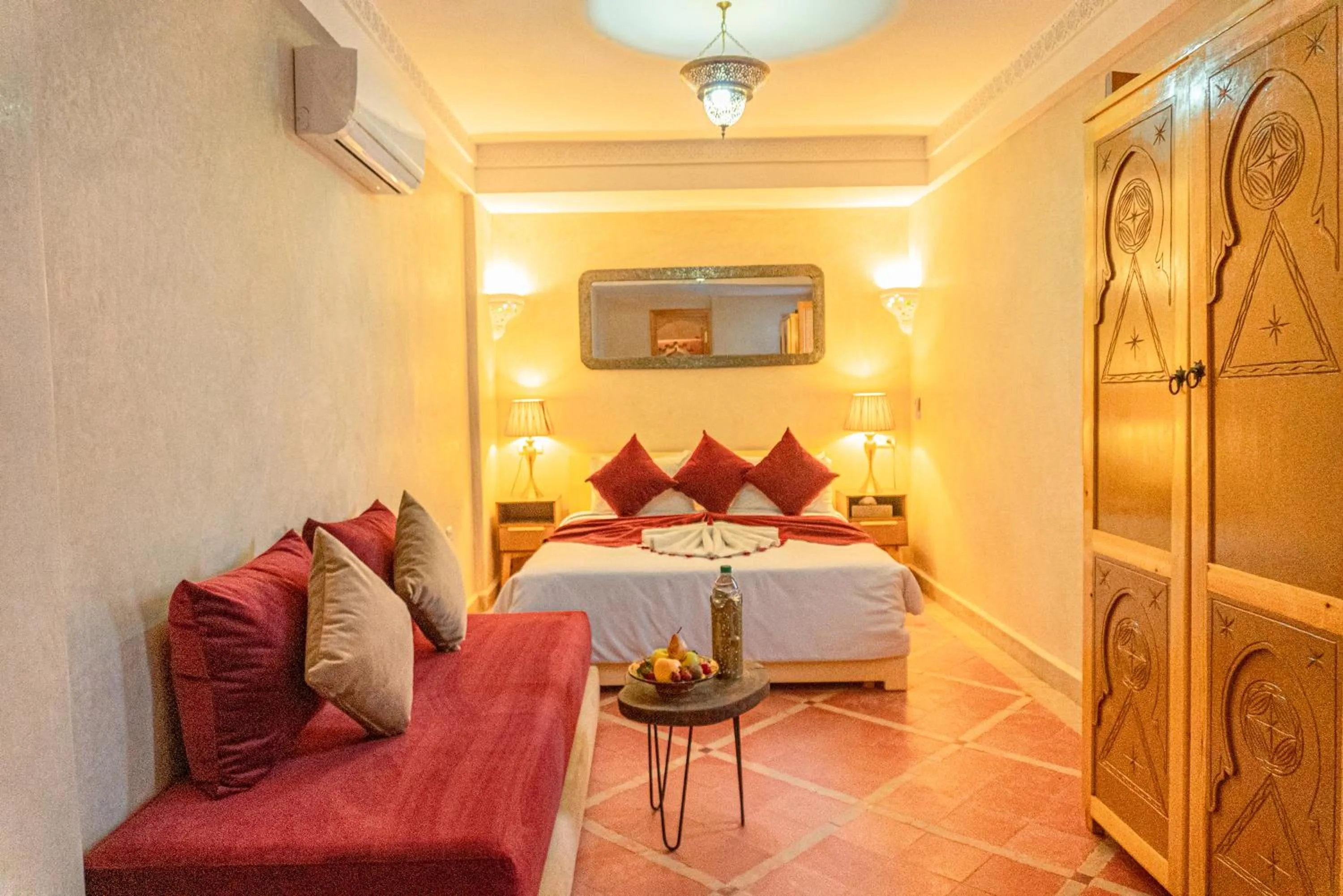 Bed in Riad Louaya
