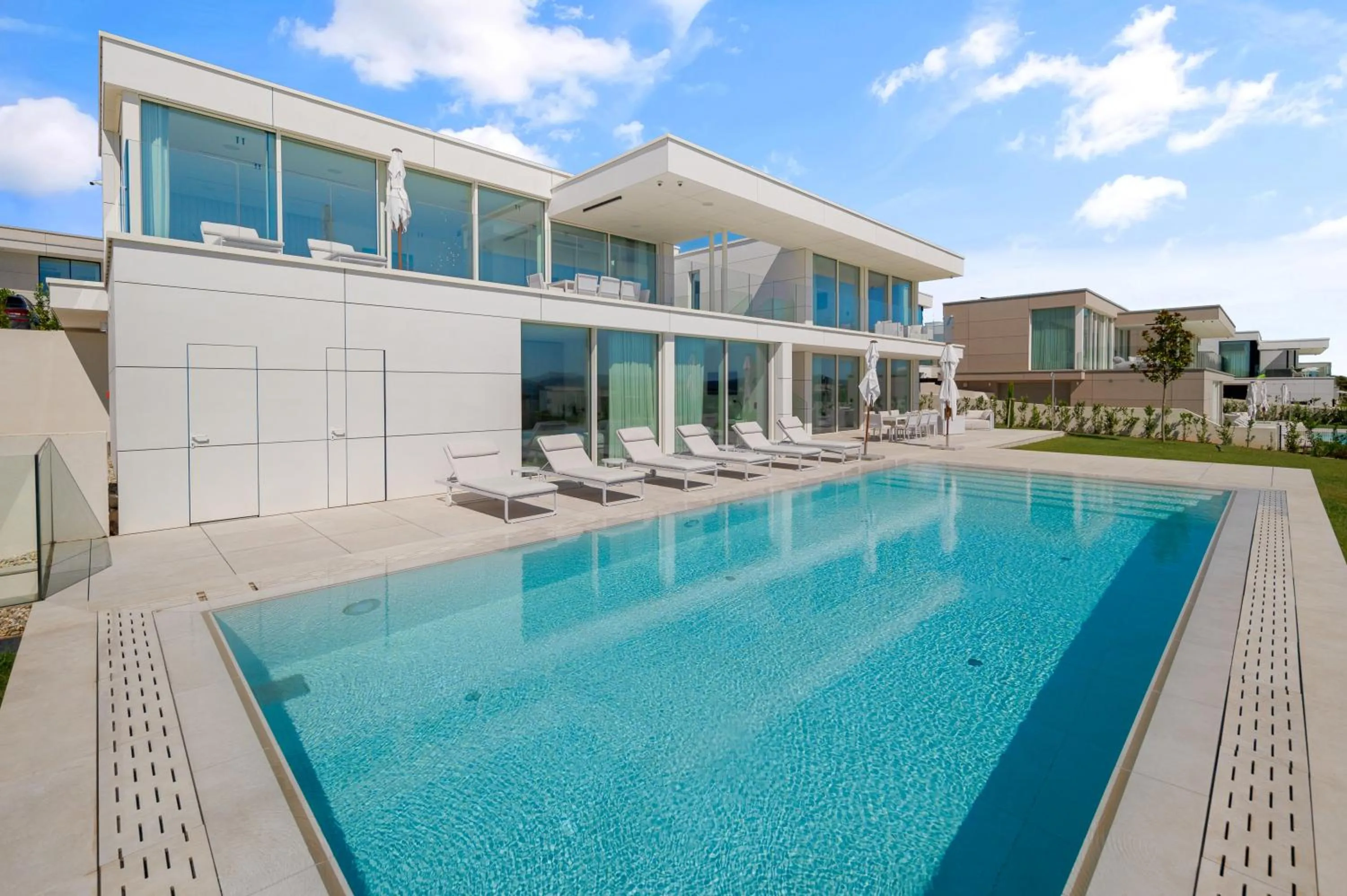 Property building in LIOQA Resort