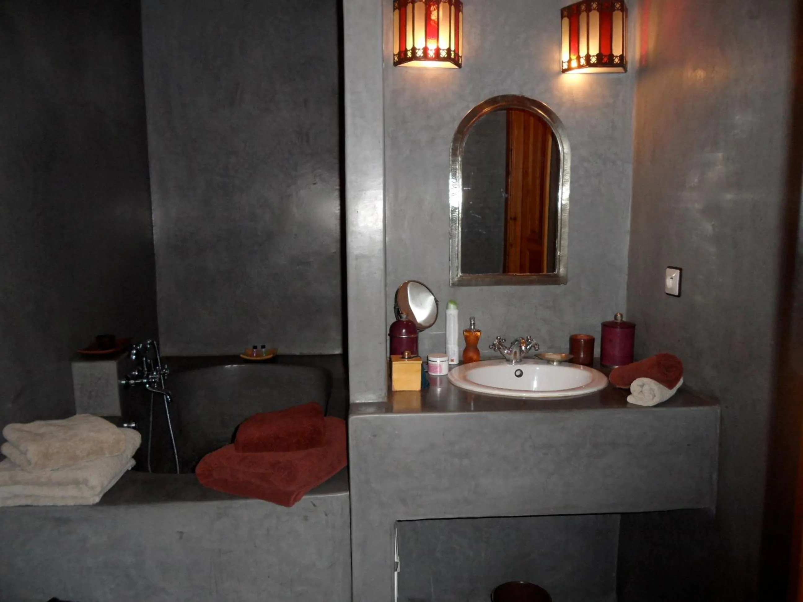 Bathroom in Riad Mariana