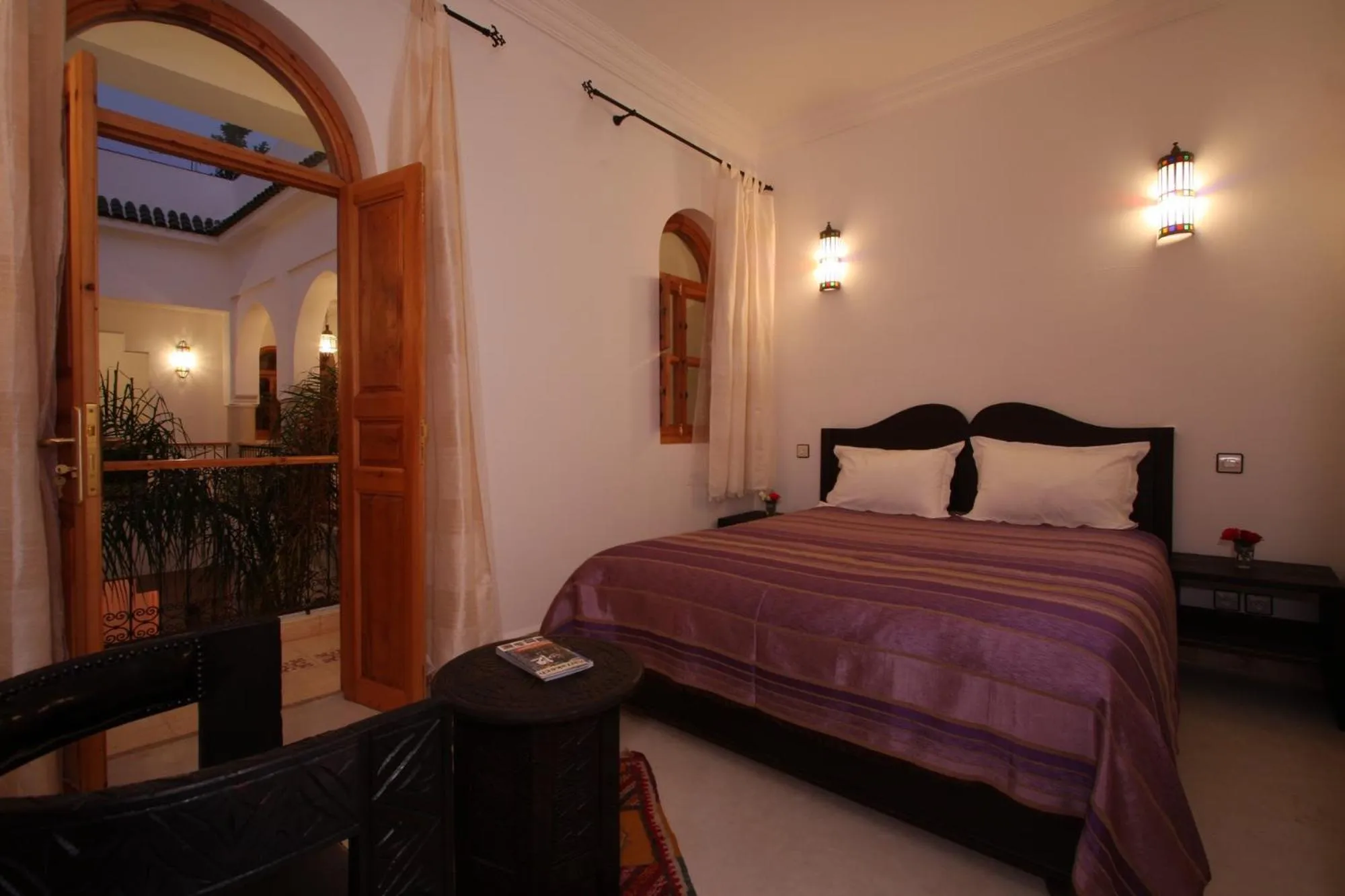 Photo of the whole room, Bed in Riad Mariana