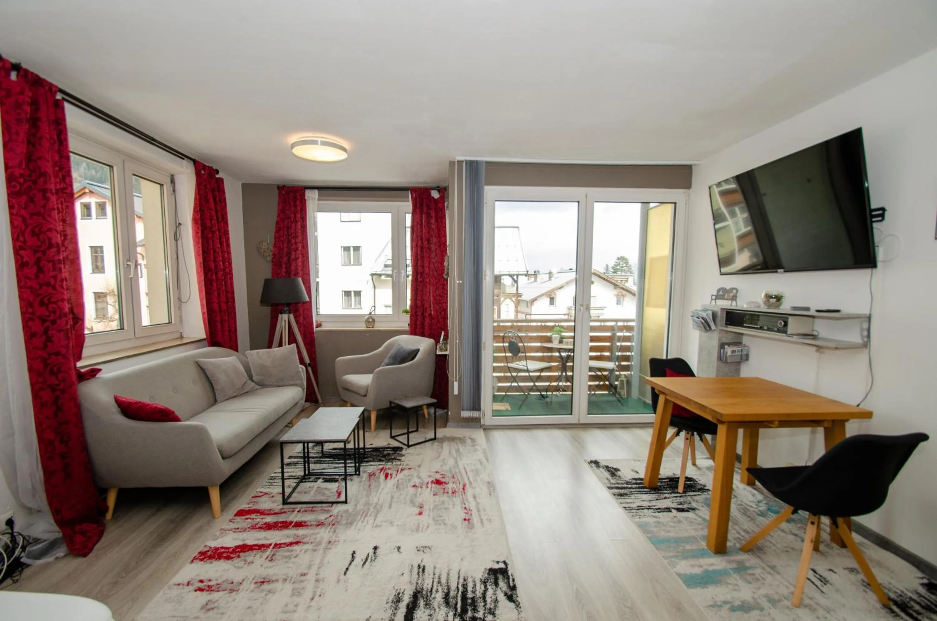 Living room in Apartment Dreamski Zell am See town, near lake