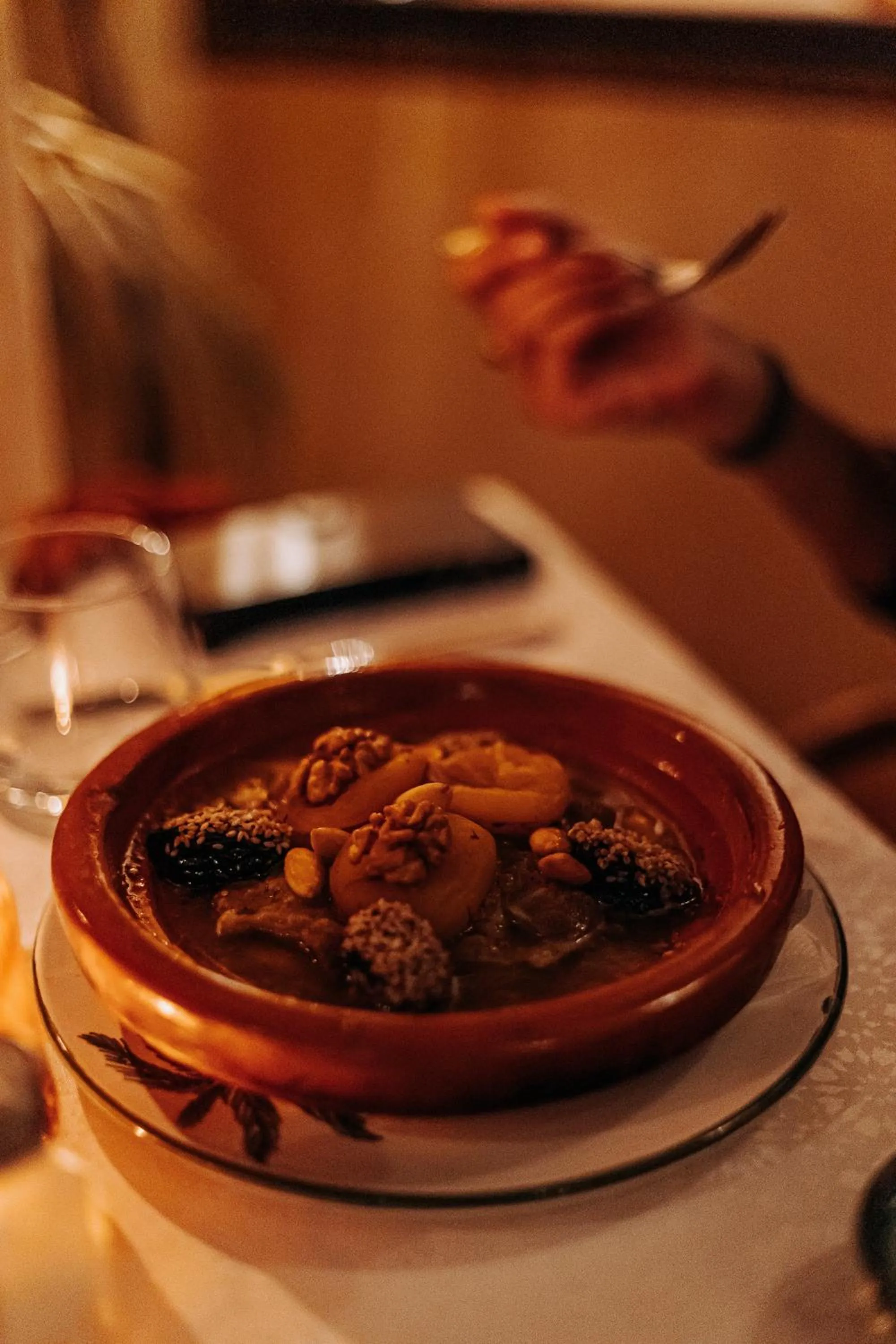 Restaurant/places to eat in Riad Bamaga