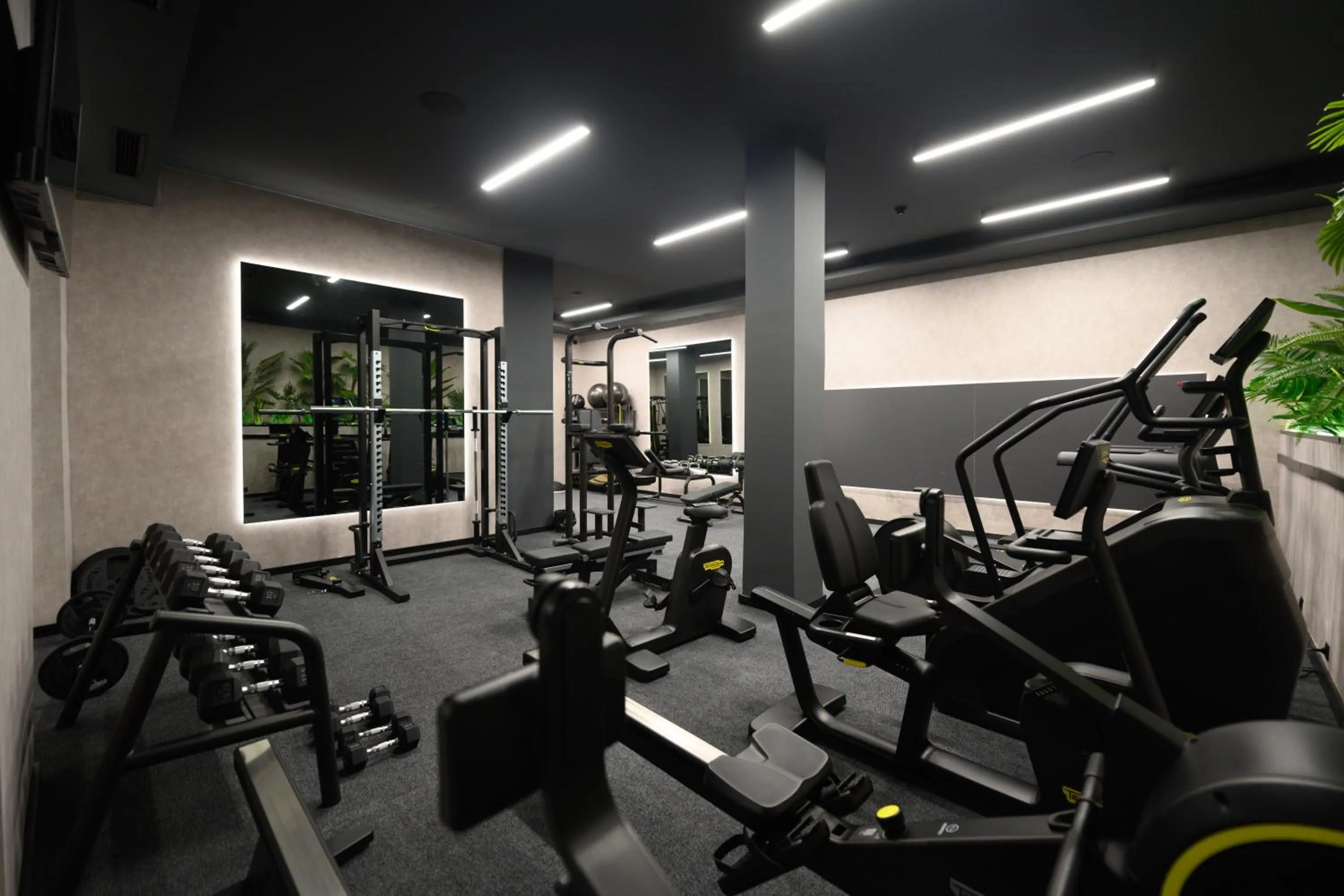 Fitness centre/facilities in Hotel Macedonia Square