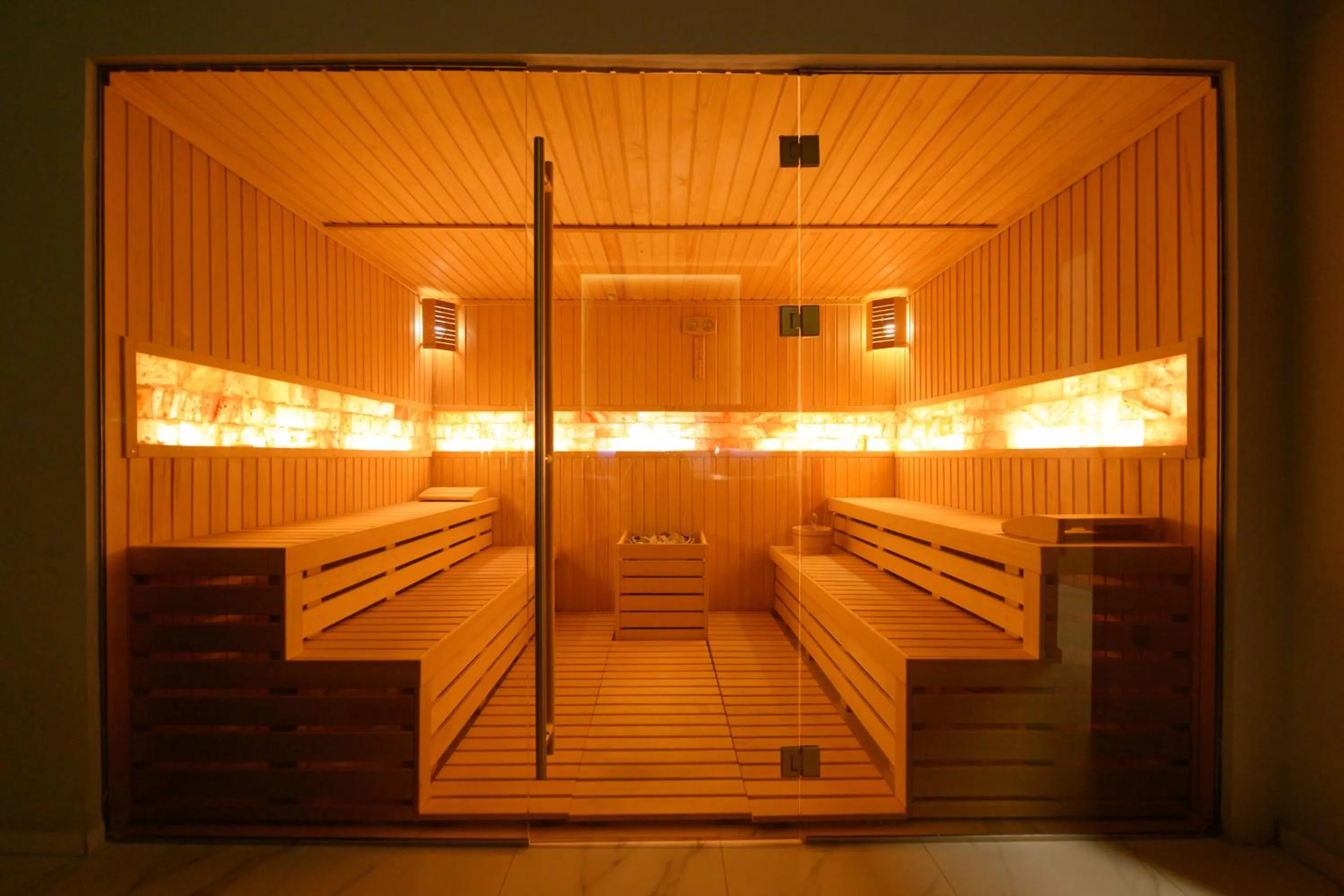 Spa and wellness centre/facilities in Hotel Macedonia Square