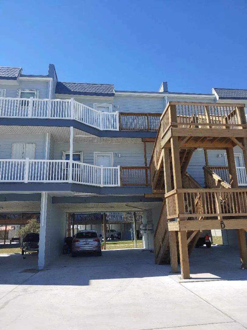 Other in Bay Tree B4