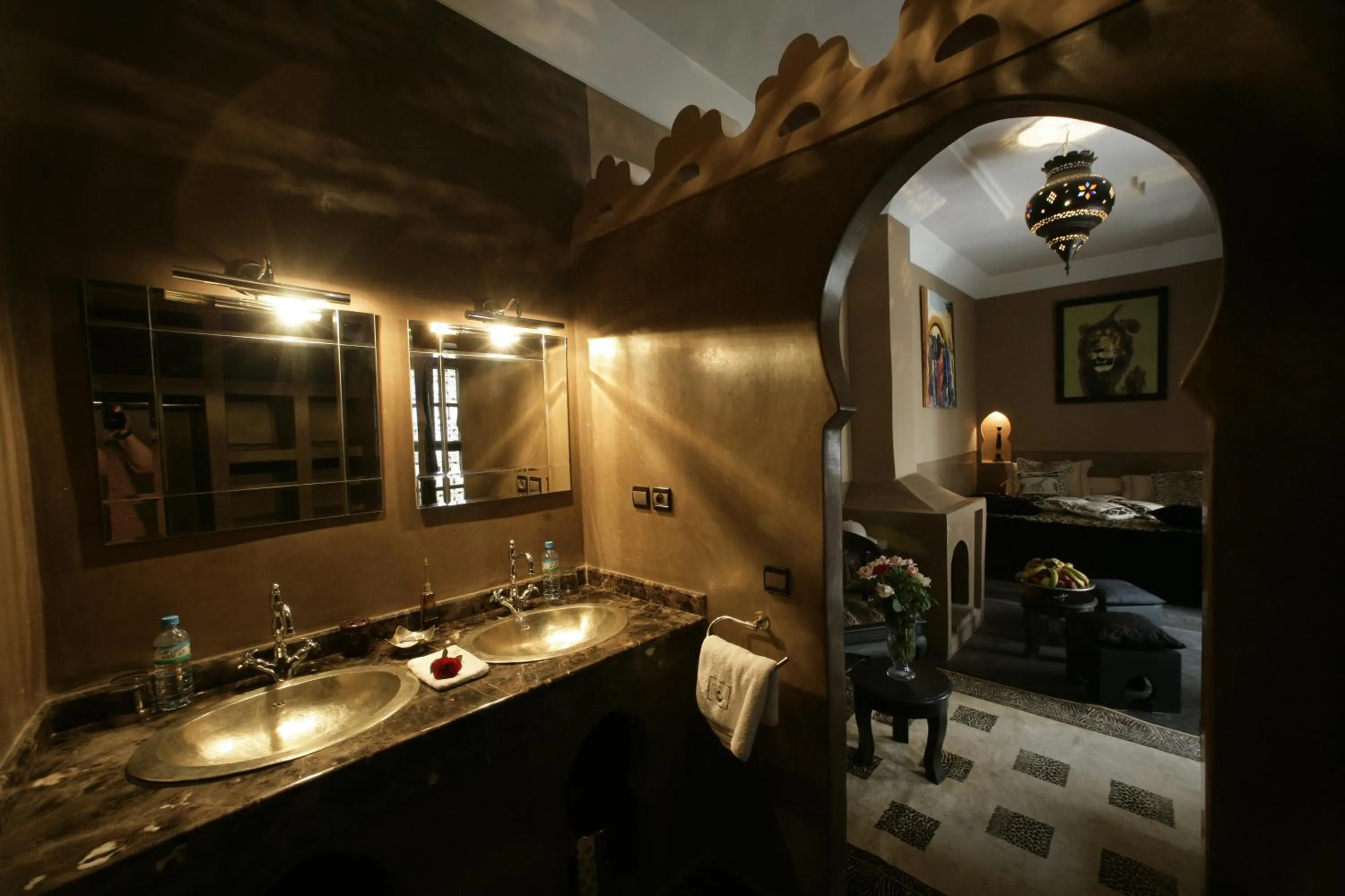 Bathroom in Riad Des Arts