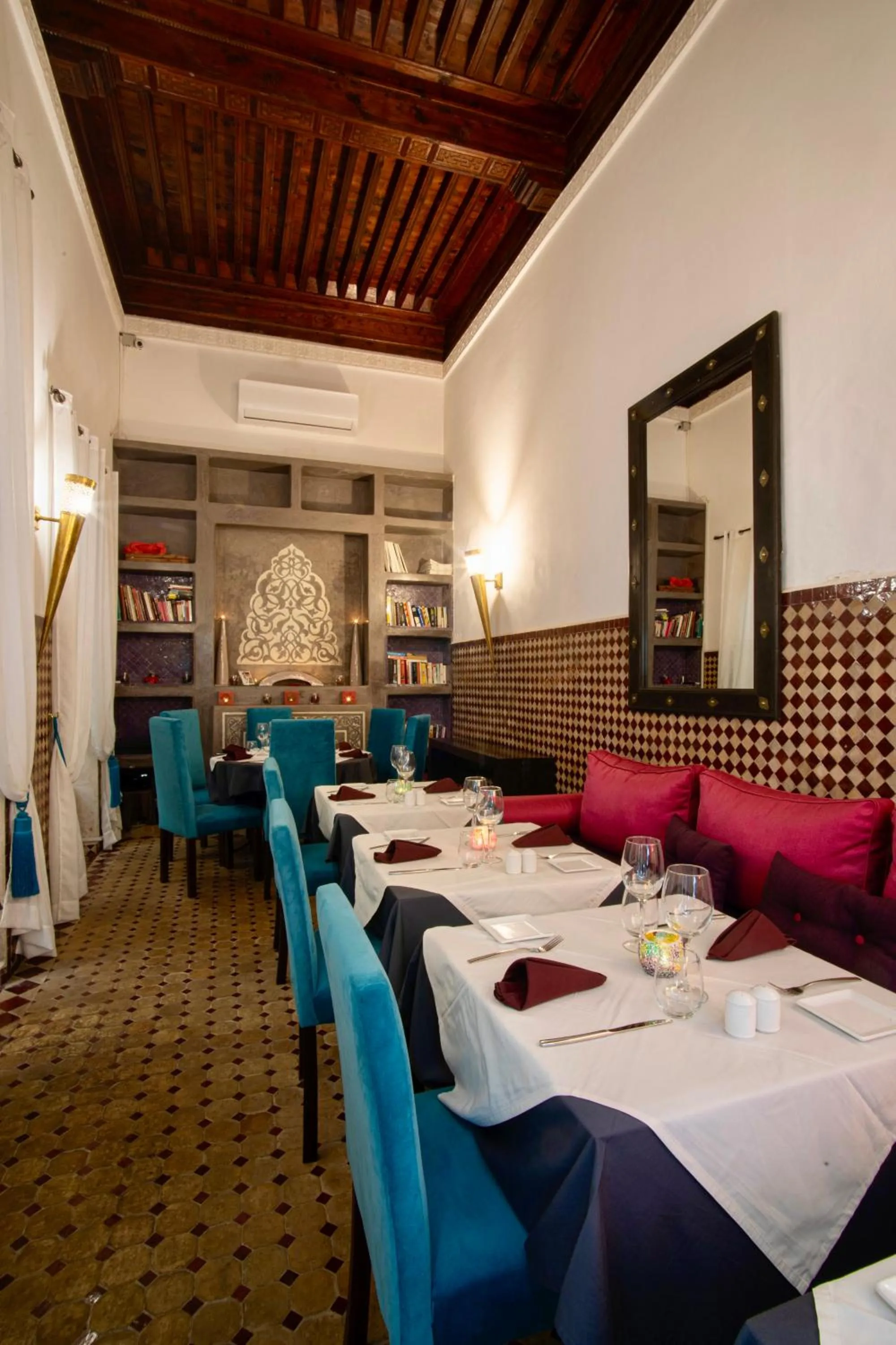 Restaurant/places to eat in Riad Casa Lalla