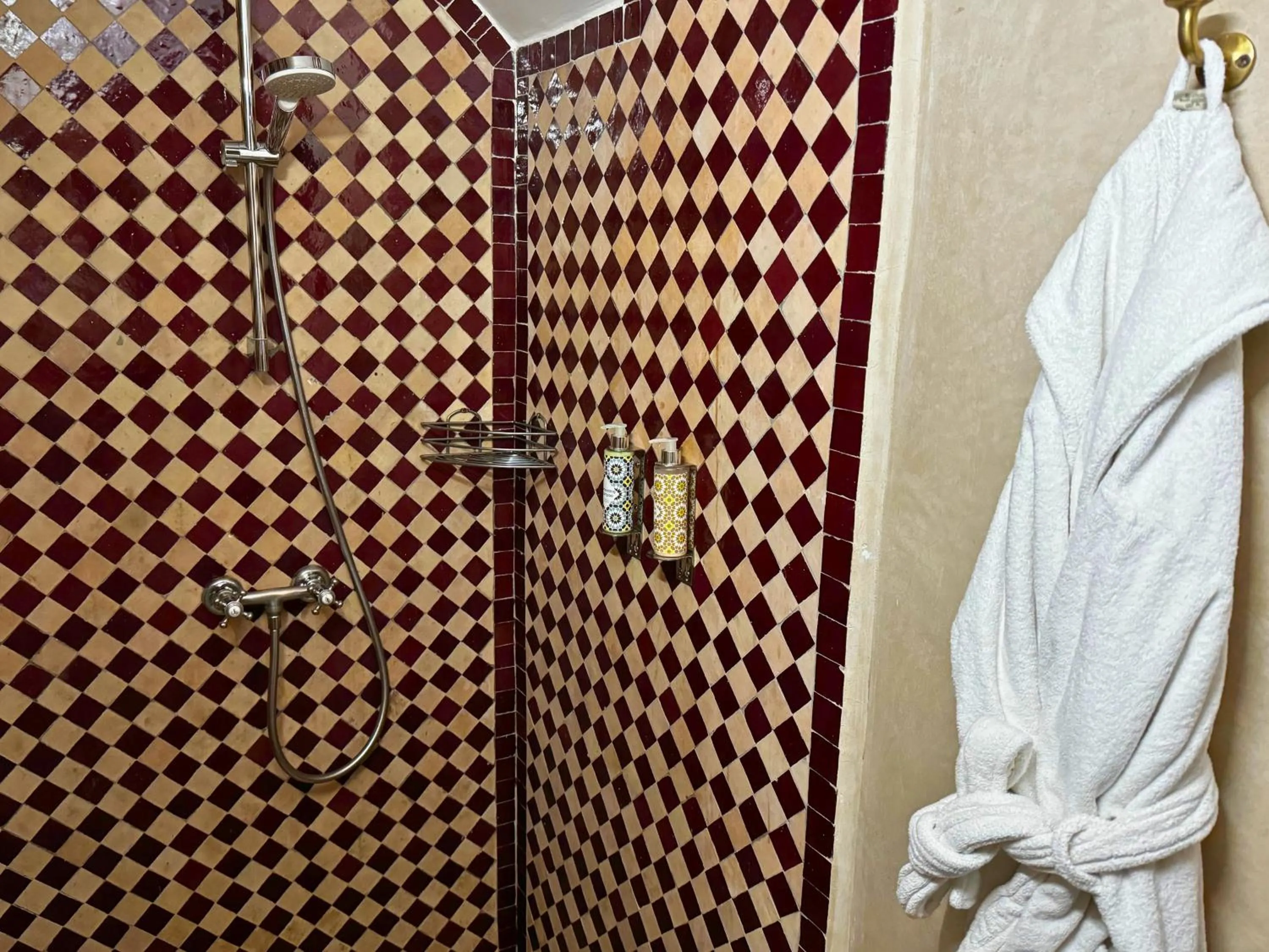 Shower in Riad Casa Lalla