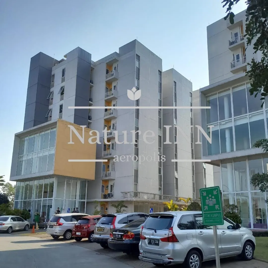 NATURE INN Aeropolis AR3