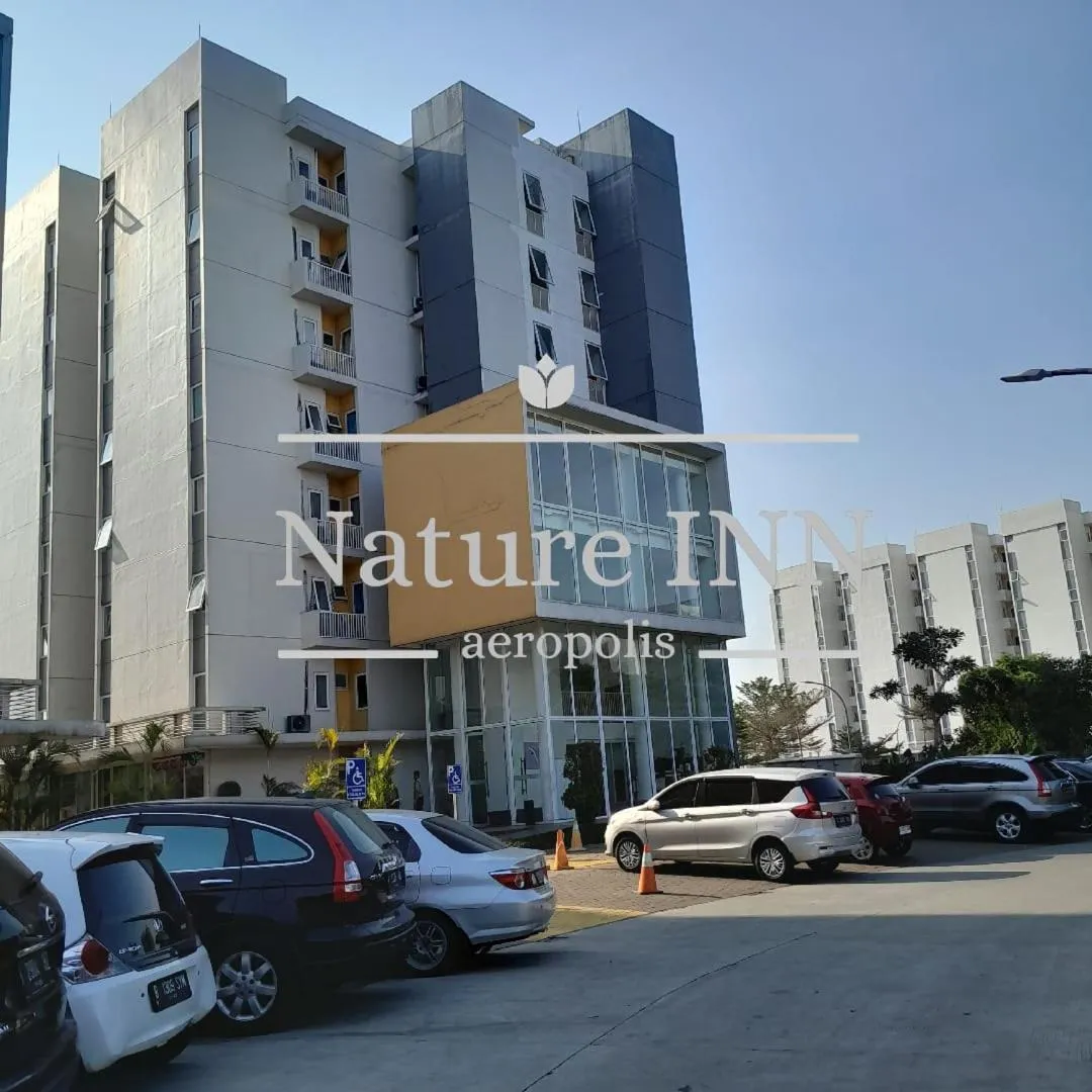 NATURE INN Aeropolis AR3