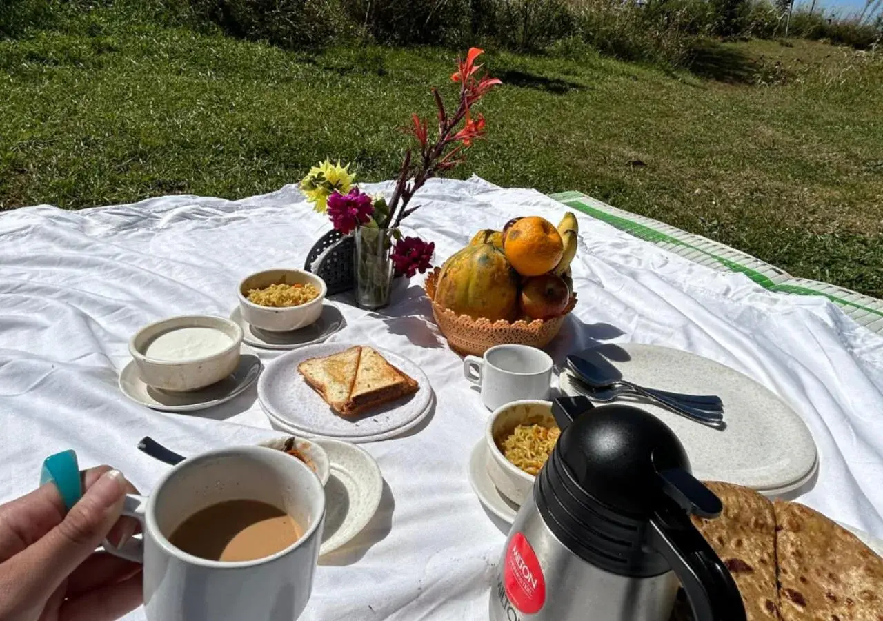 Breakfast in Haut Monde King's Paradise Resort Breakfast in Haut Monde King's Paradise Resort