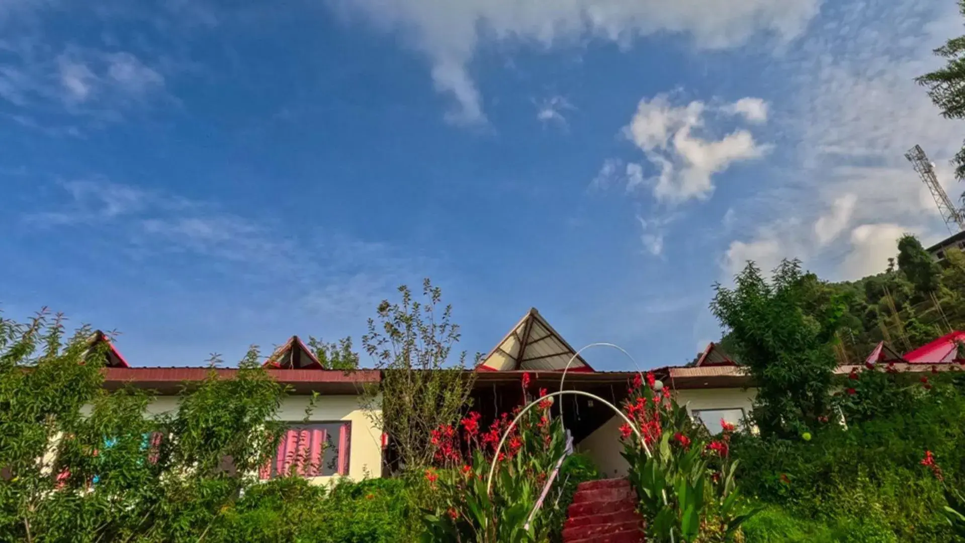 Property building in Haut Monde King's Paradise Resort Property building in Haut Monde King's Paradise Resort