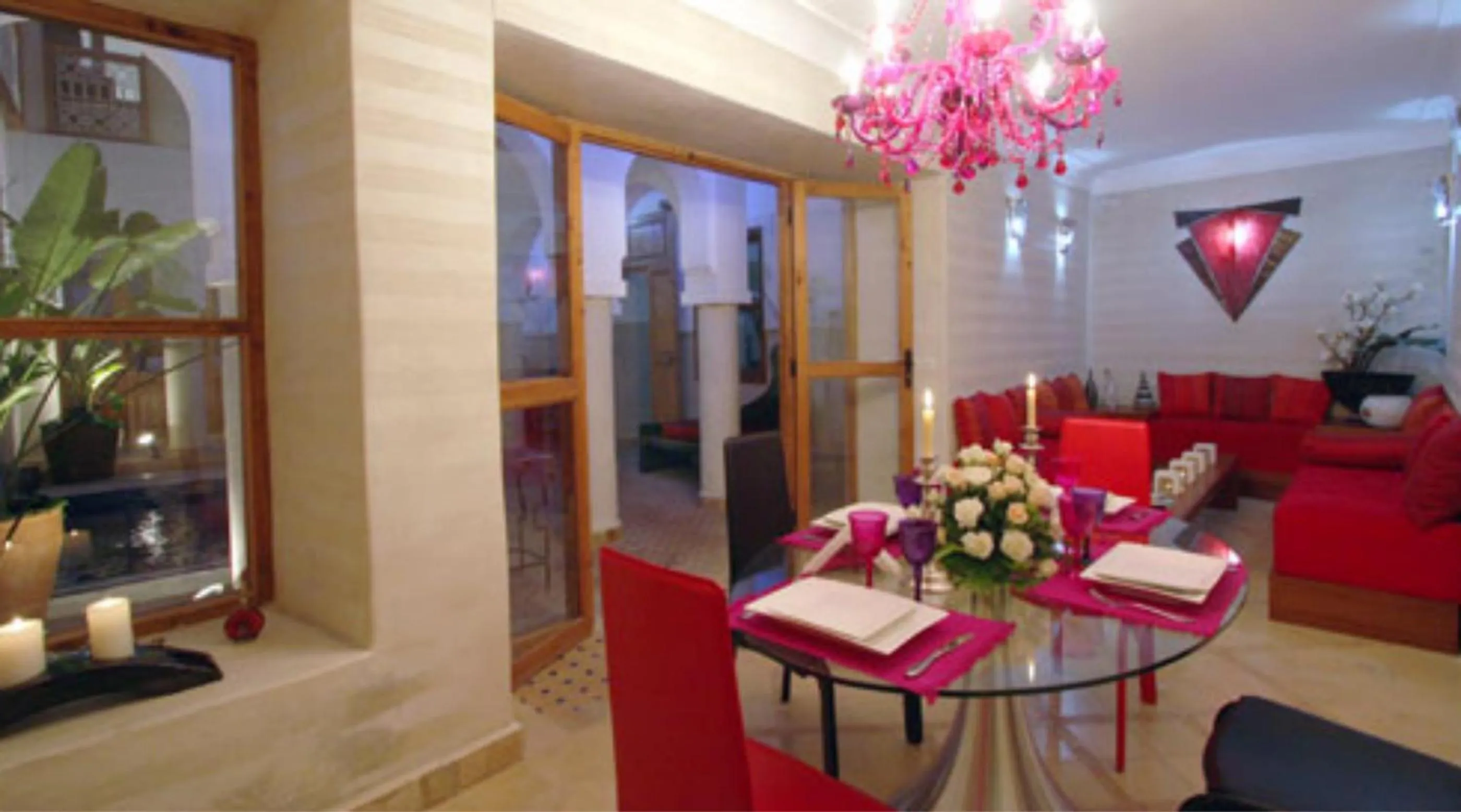 Restaurant/places to eat in Riad Chalymar