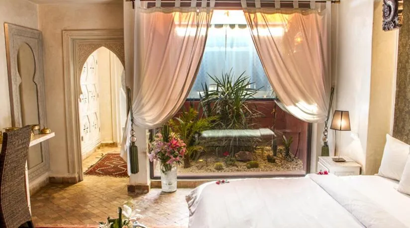 Garden view, Bed in Palais El Miria & SPA