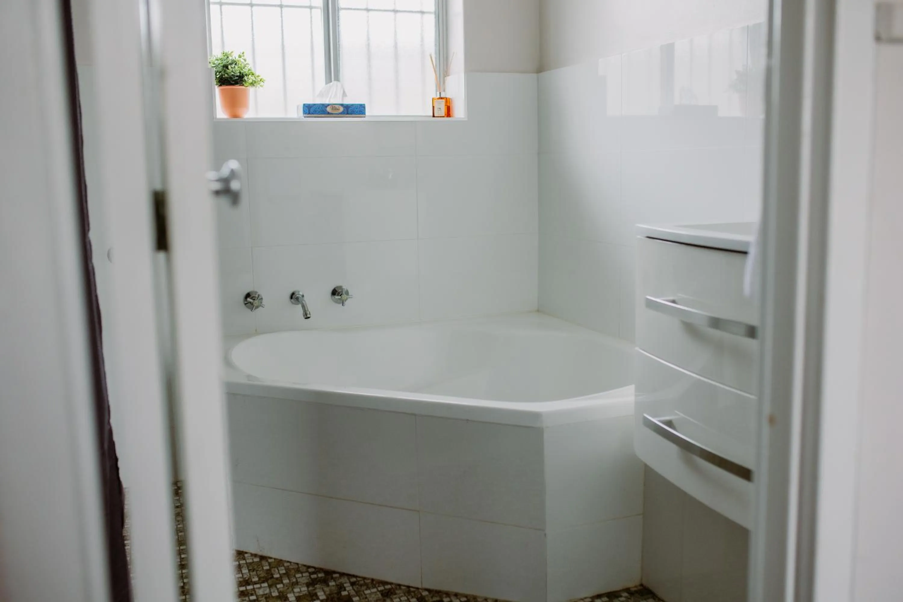 Bathroom in PanCo Victor Harbor