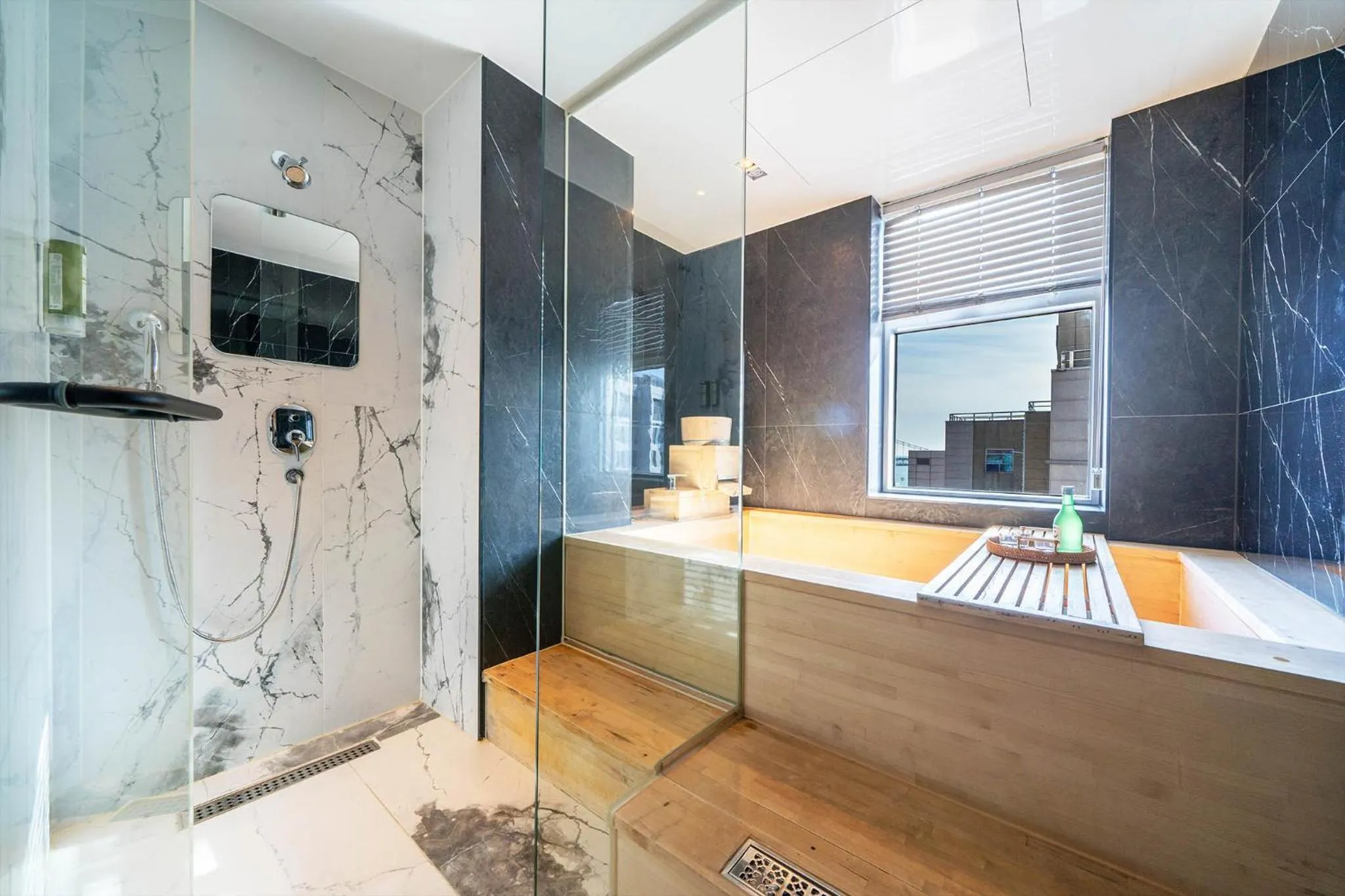 Hot Spring Bath in Gwanganli The Club Hotel