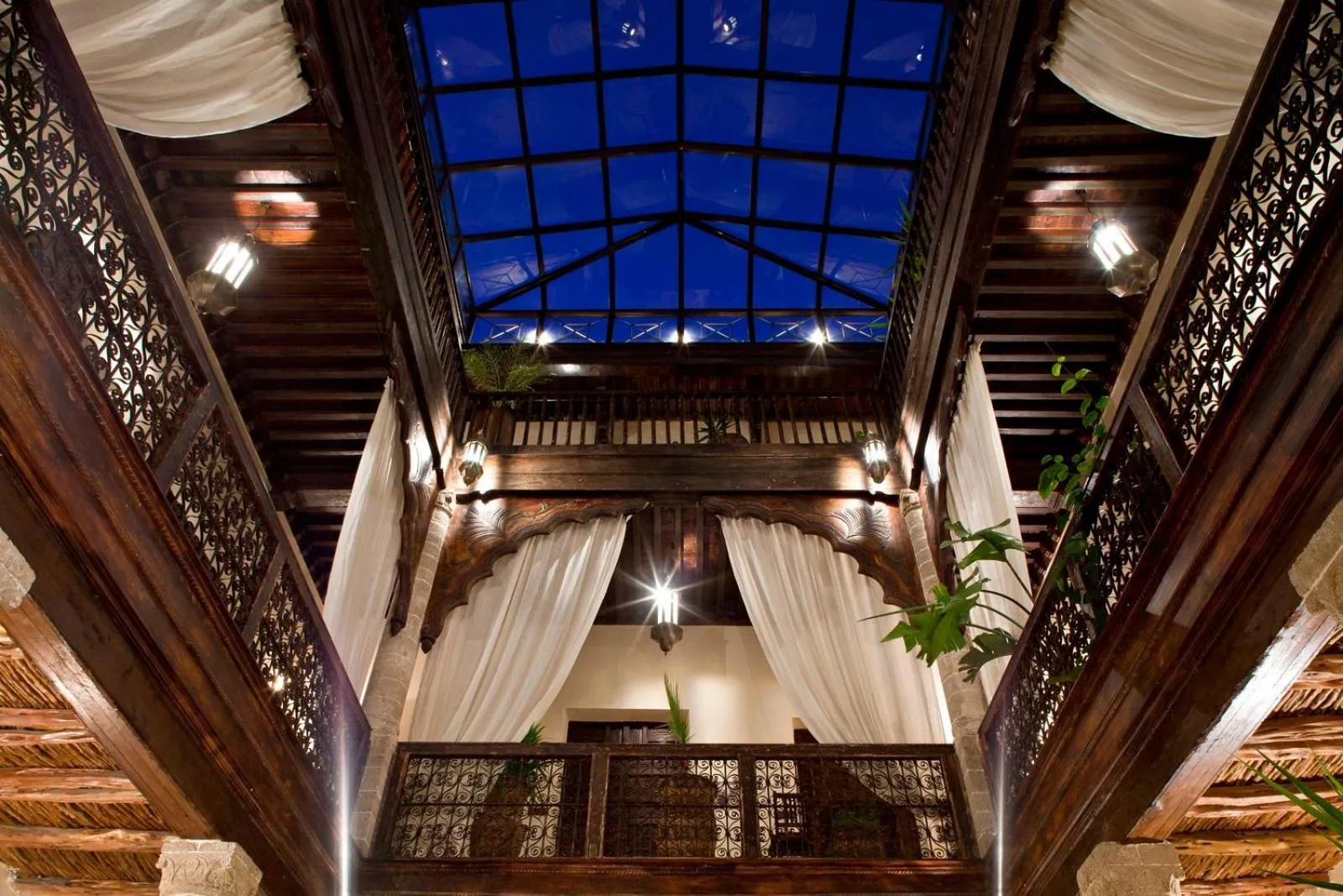 Facade/entrance in Villa De L'Ô