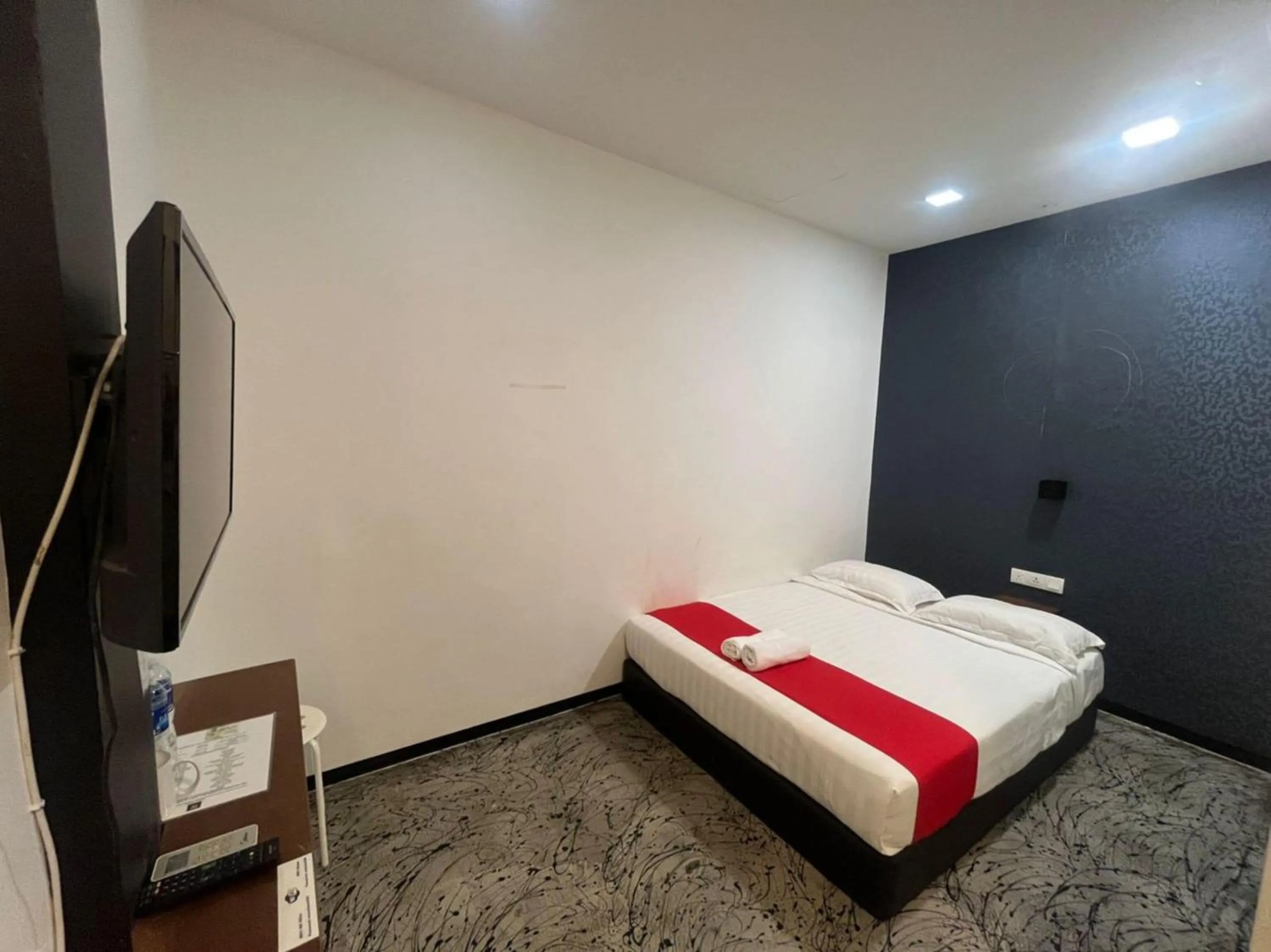 Bedroom in Capital O 89333 Musse Hotel