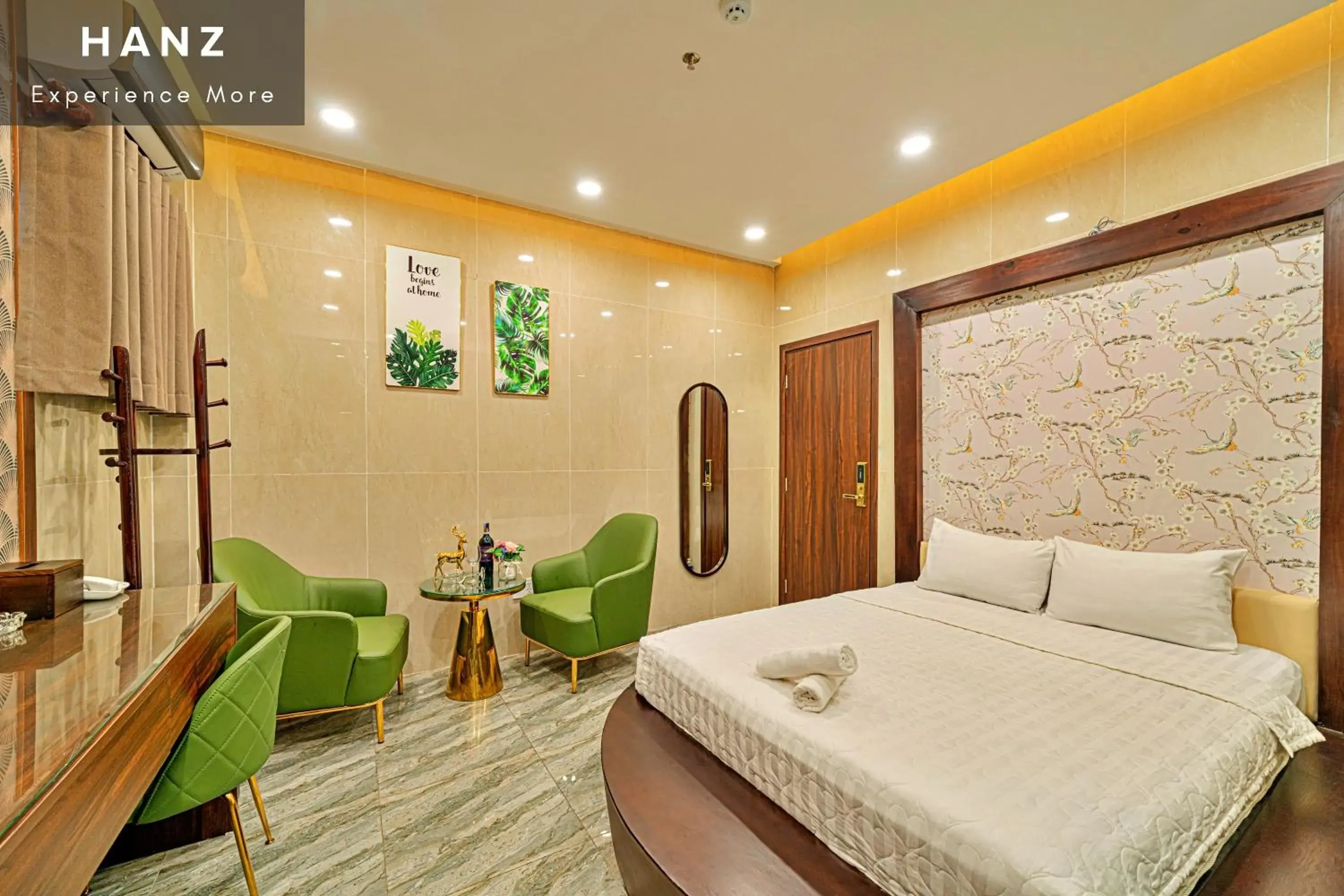 Small Double Room in S79 Hotel T68 Go Vap Small Double Room in S79 Hotel T68 Go Vap