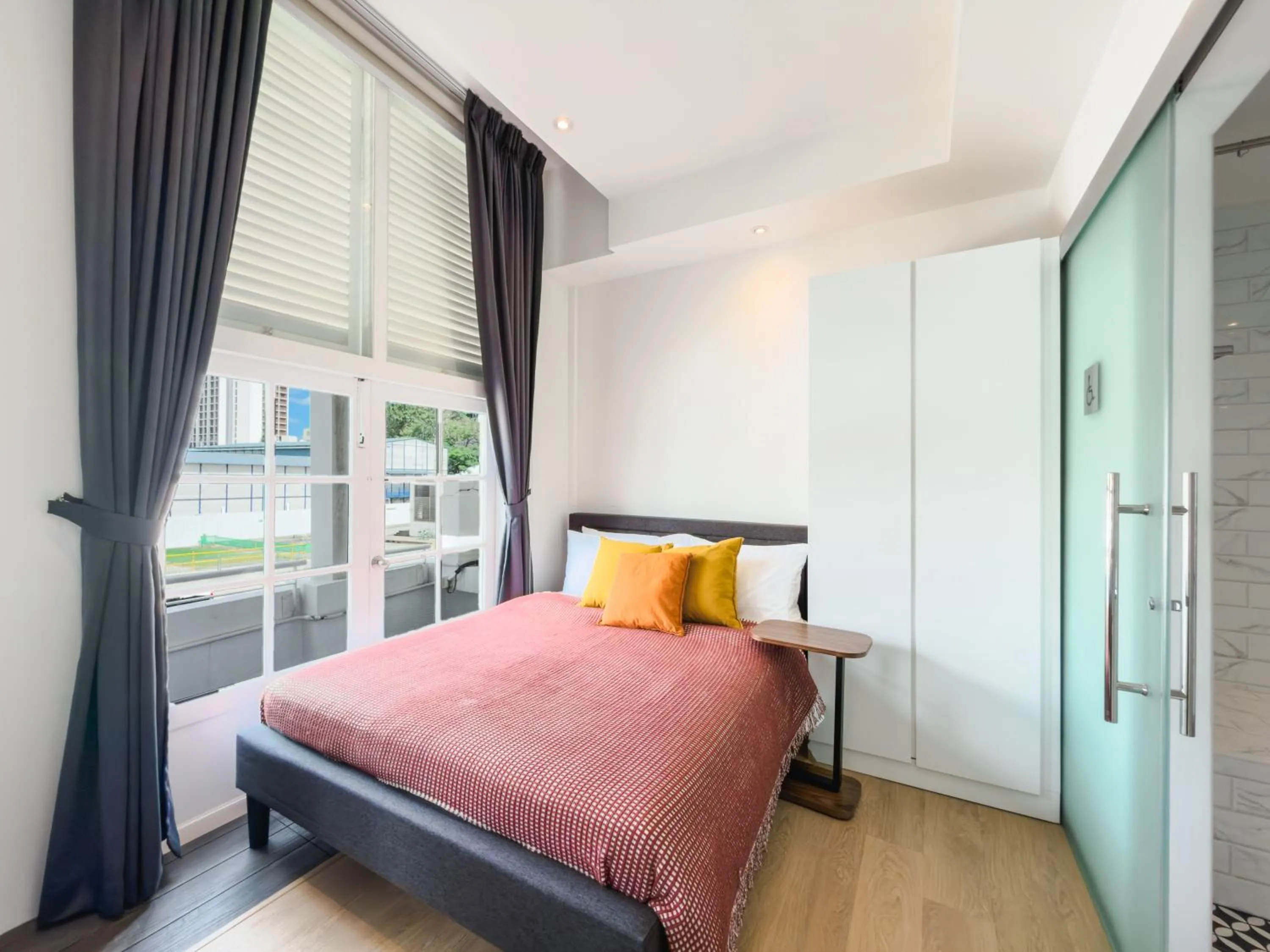 Bed in The White House - Serviced Residences by Cove & Belle Living