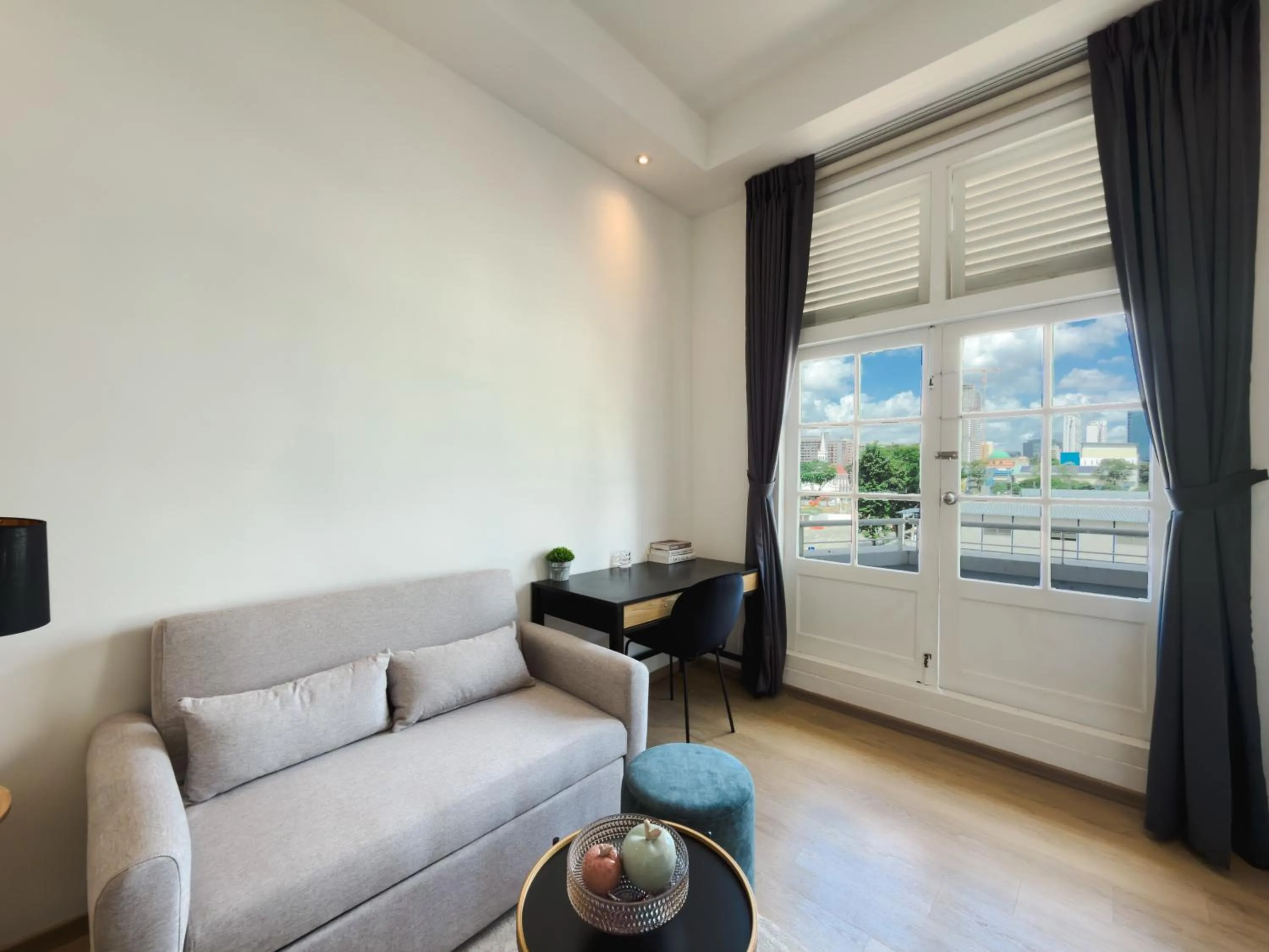 Living room in The White House - Serviced Residences by Cove & Belle Living