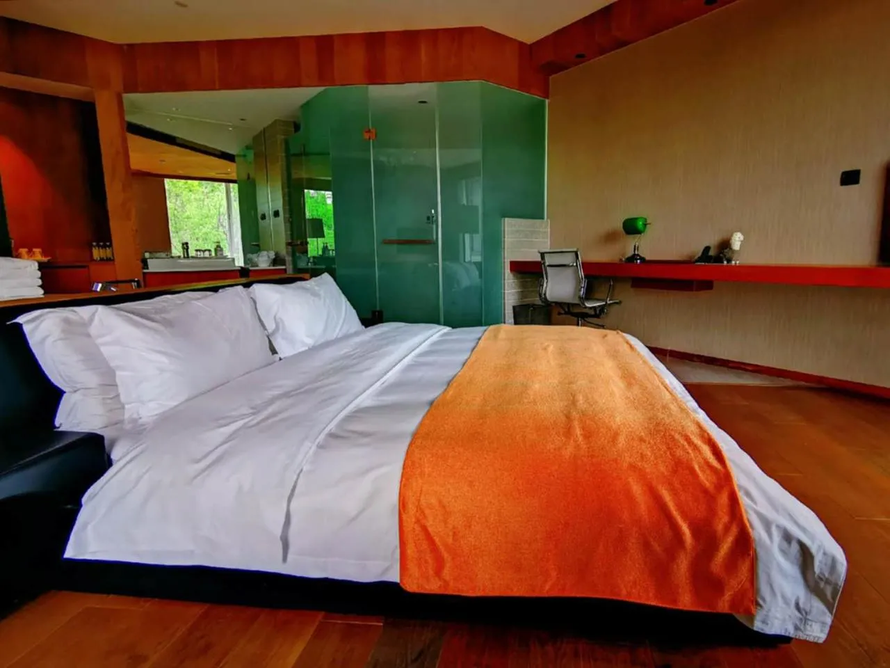 Standard Queen Room in Zhi Resort - Riverside