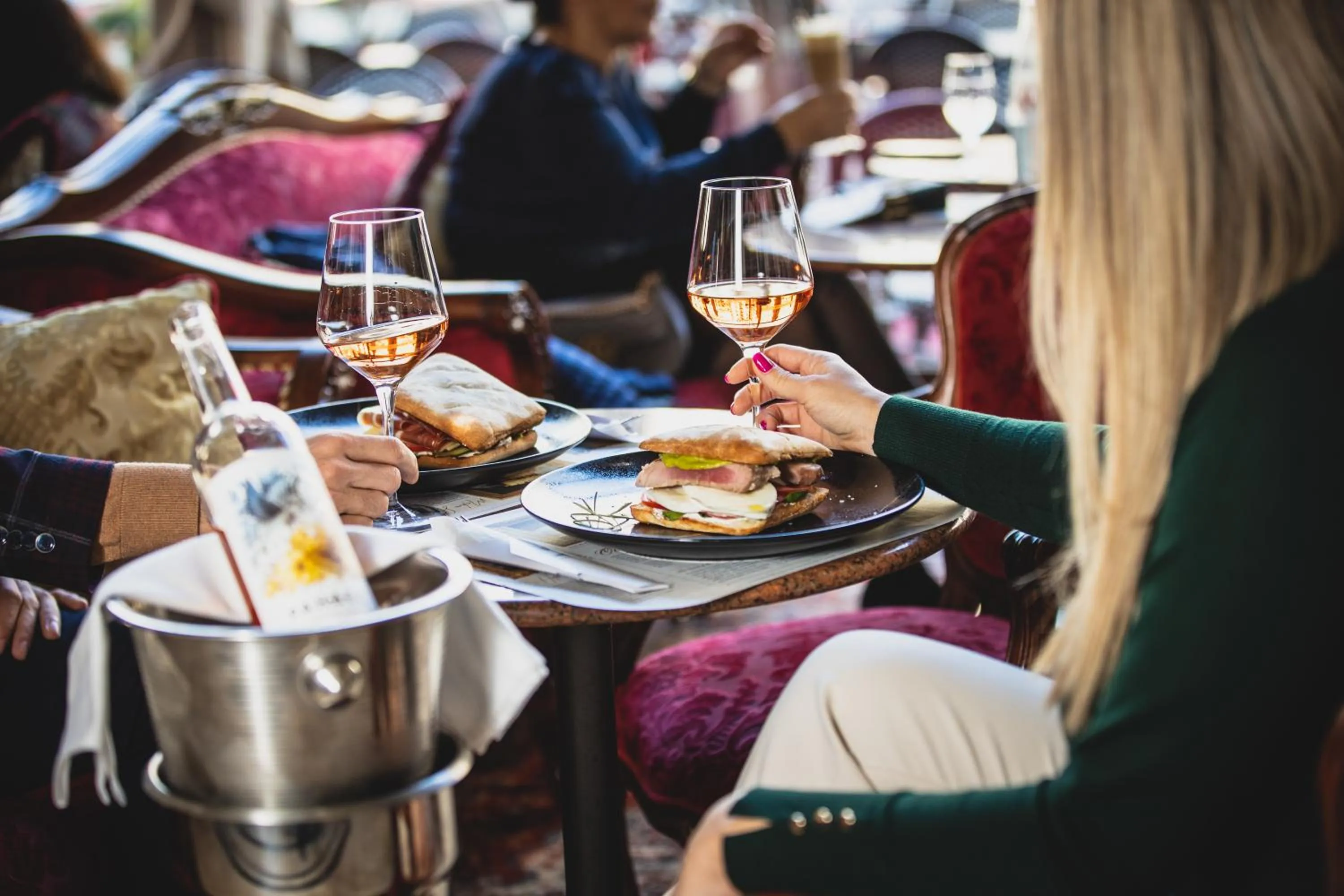 Food and drinks in Hotel Moskva