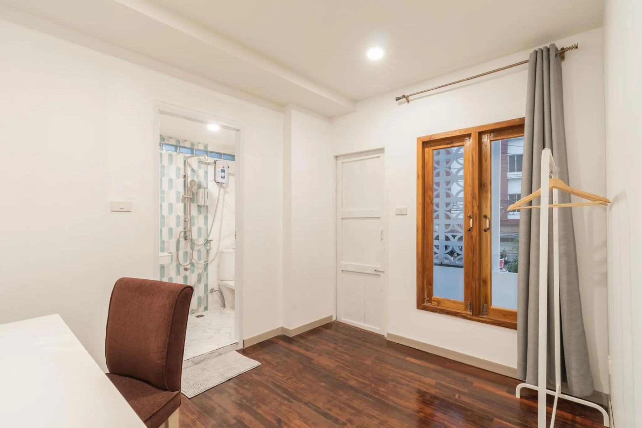 SherVa101 Home and Hostel