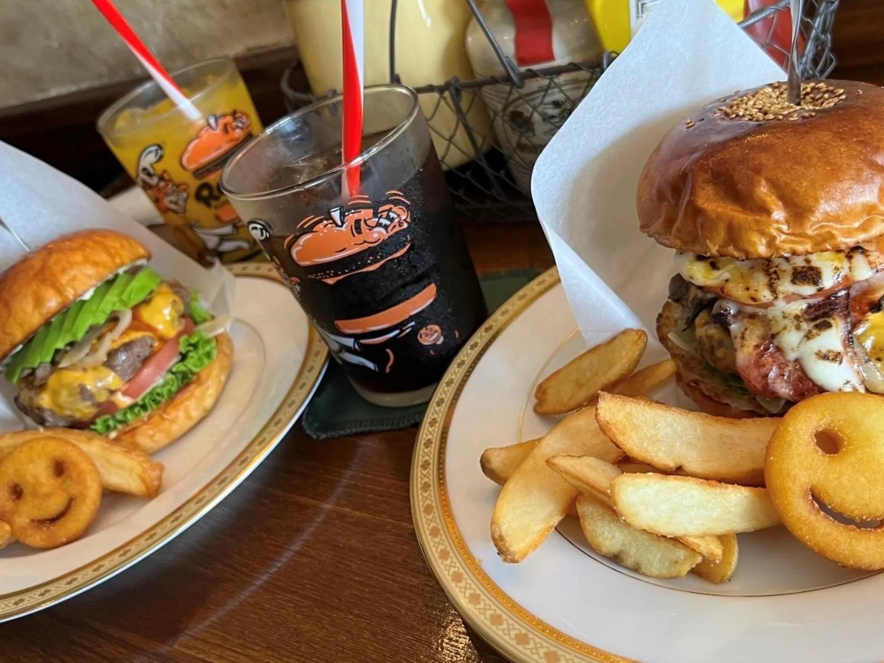 Restaurant/places to eat in REF Okinawa Arena by VESSEL HOTELS